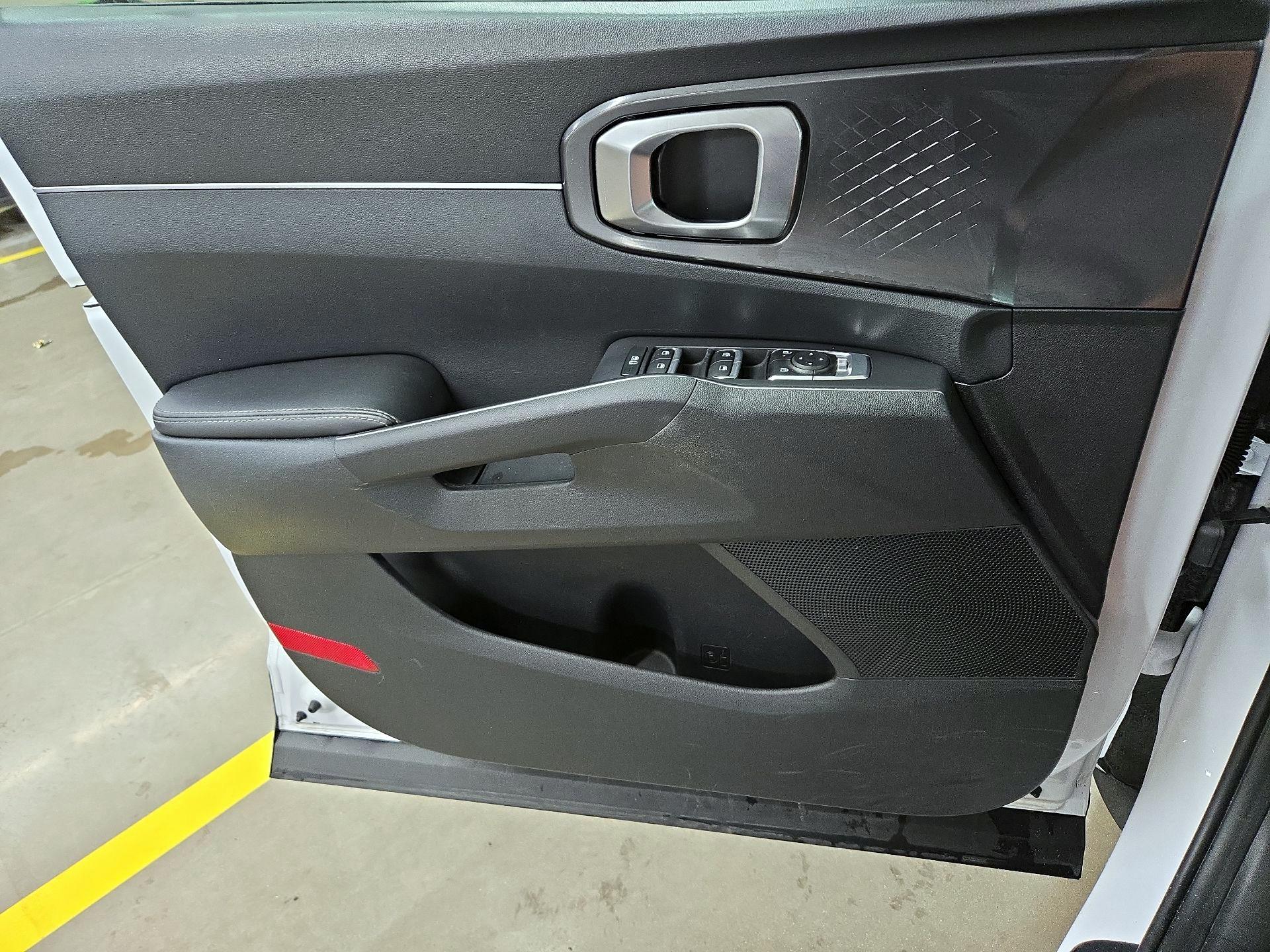 Thumbnail: 2024 Kia Sorento - 12