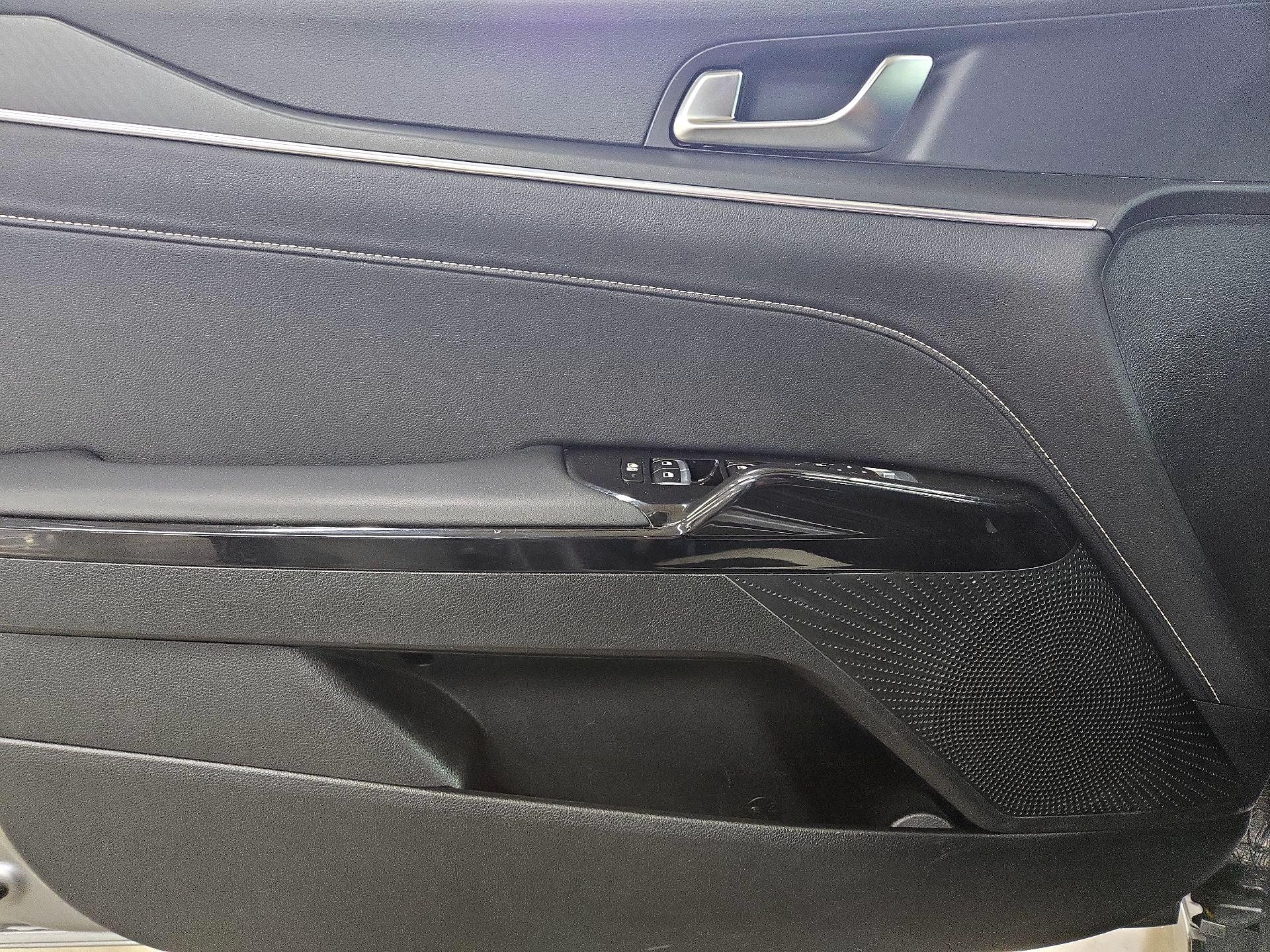 Thumbnail: 2025 Kia K5 - 12