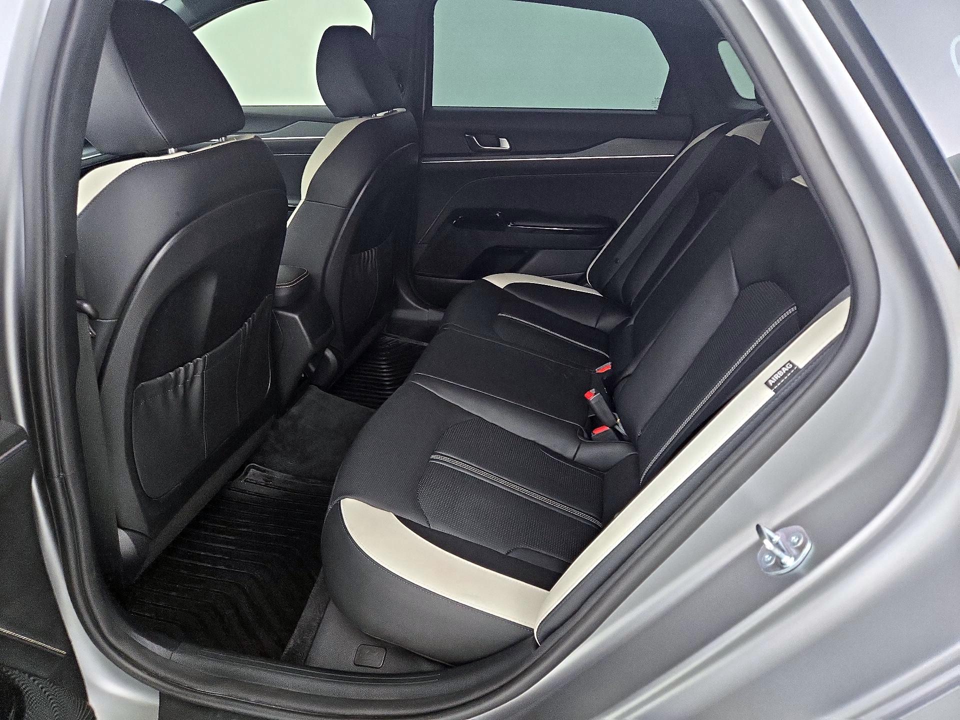 Thumbnail: 2025 Kia K5 - 20