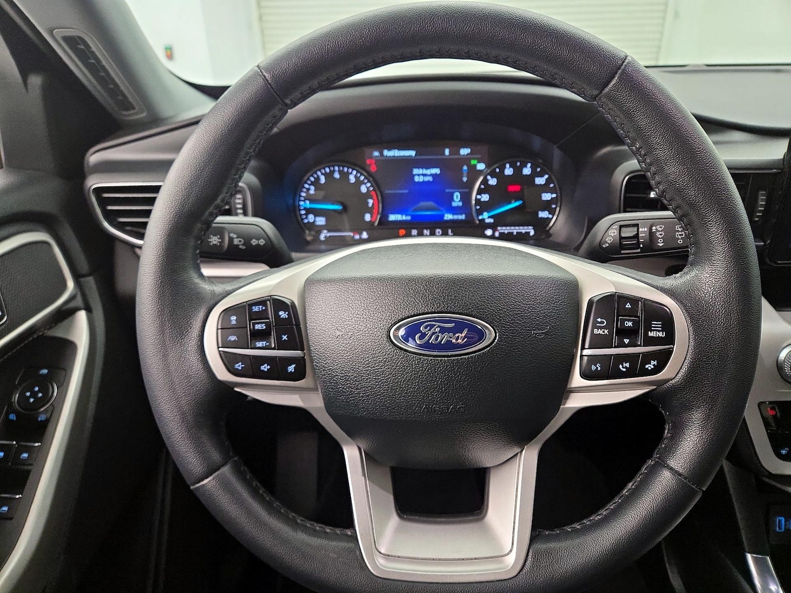 2023 Ford Explorer XLT - Photo 11