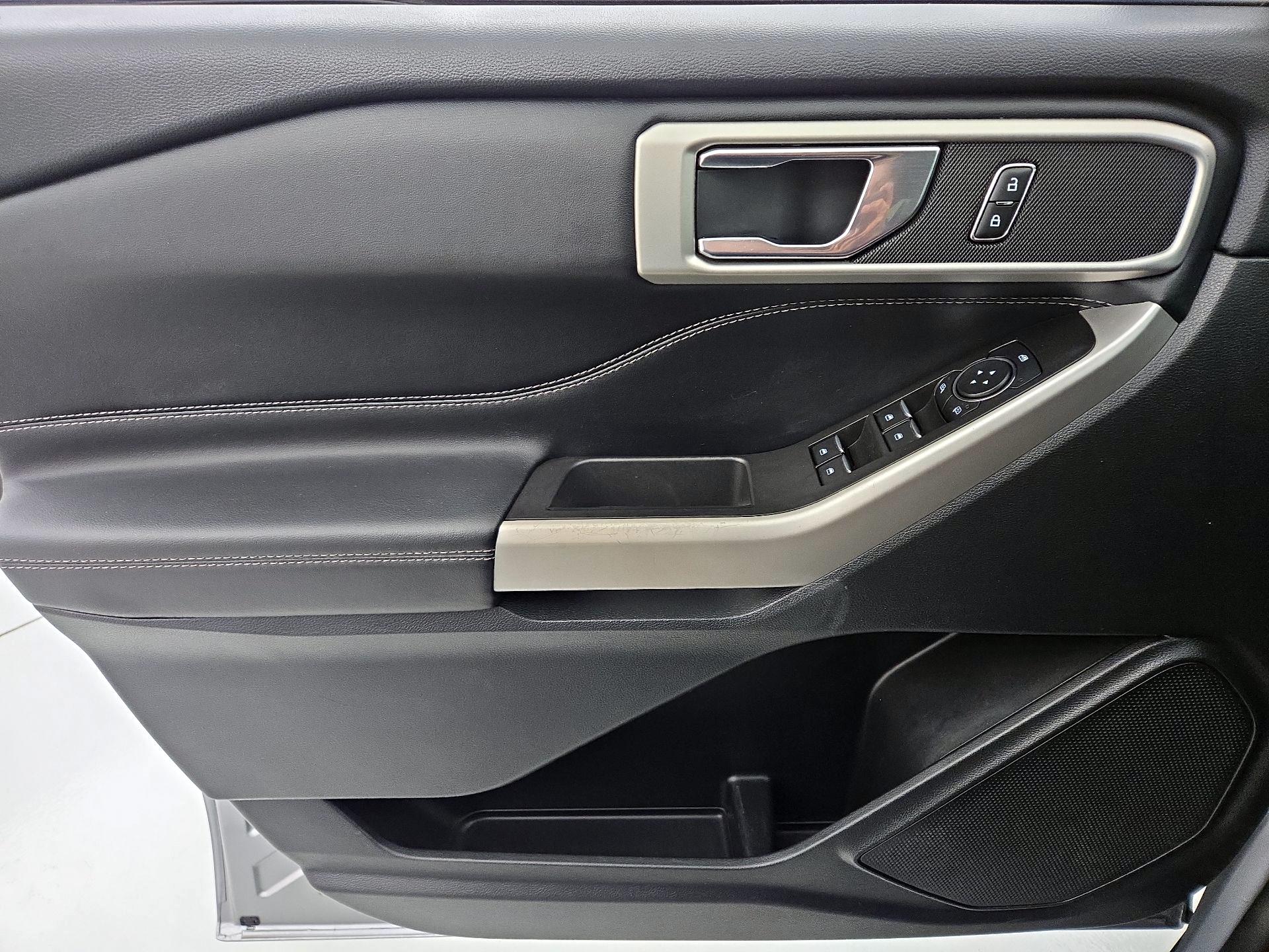 Thumbnail: 2023 Ford Explorer - 12