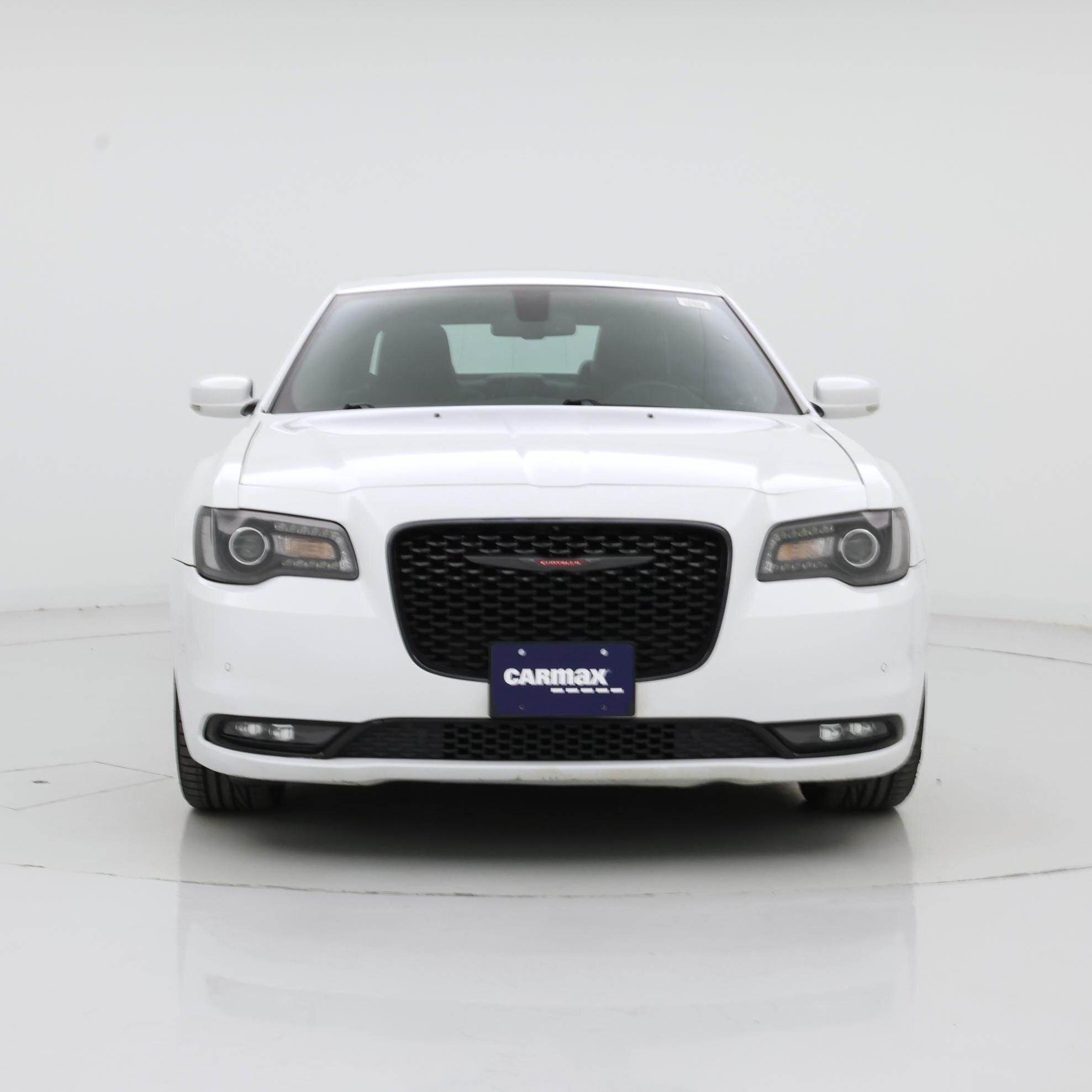 Thumbnail: 2022 Chrysler 300 - 5