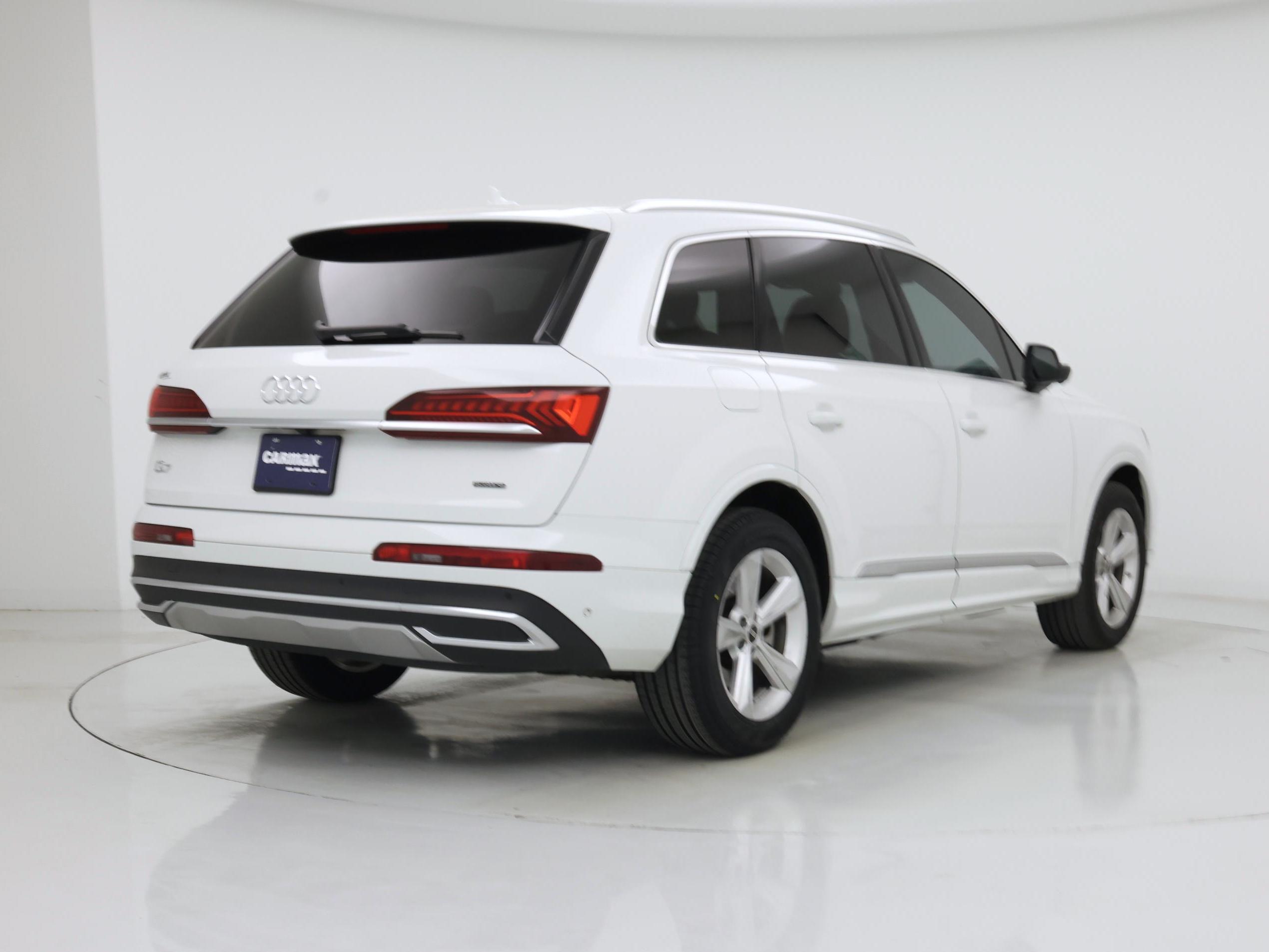 Thumbnail: 2024 Audi Q7 - 8
