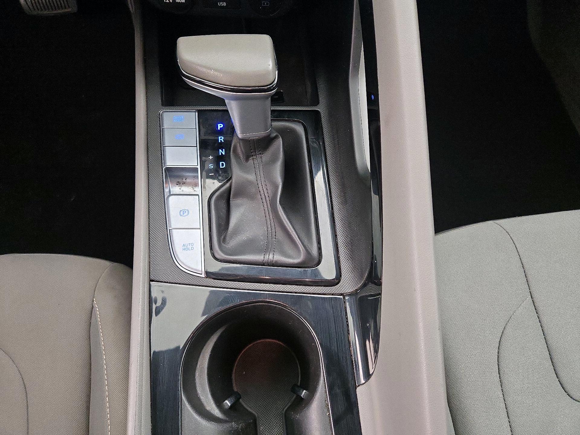 Thumbnail: 2024 Hyundai Elantra - 18