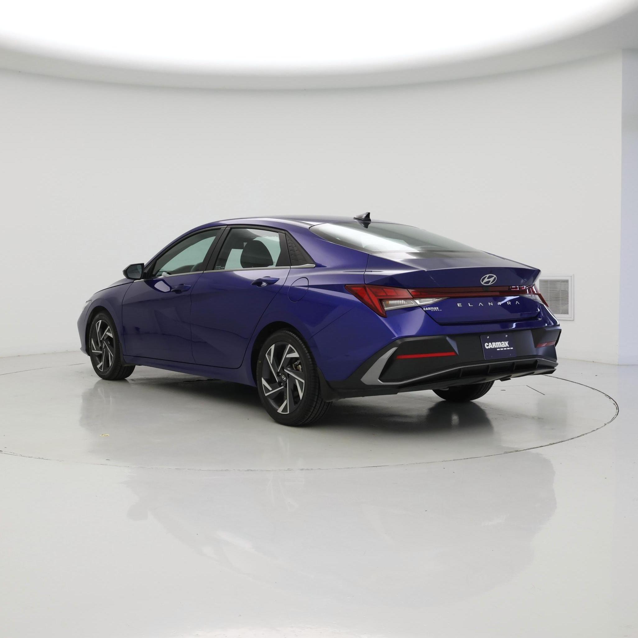 Thumbnail: 2024 Hyundai Elantra - 2
