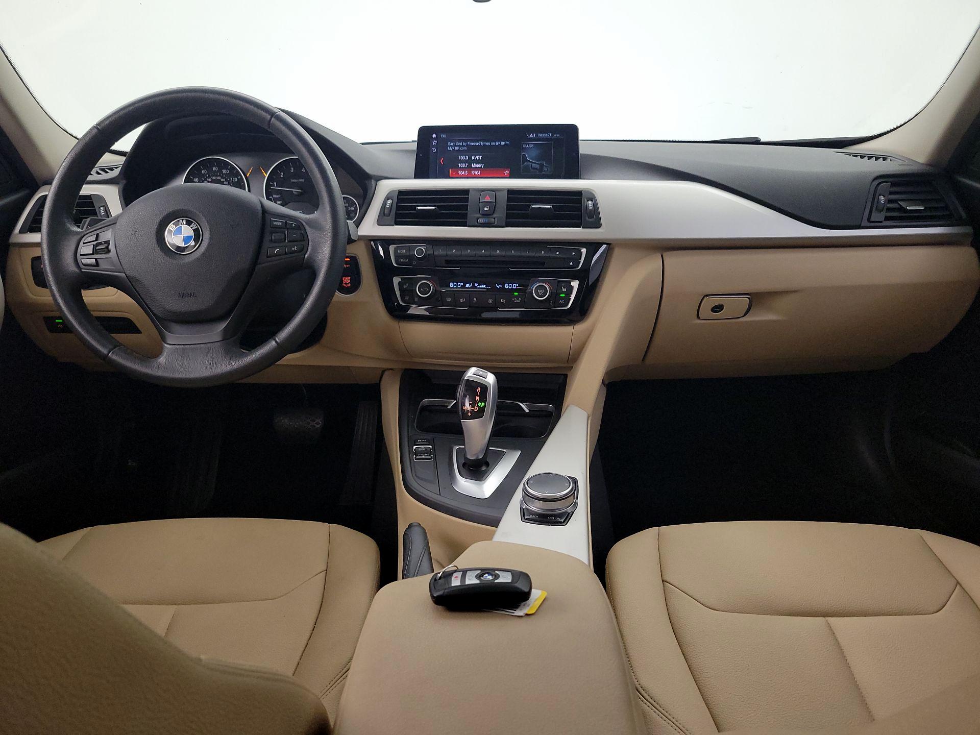 Thumbnail: 2018 BMW 3 Series - 9