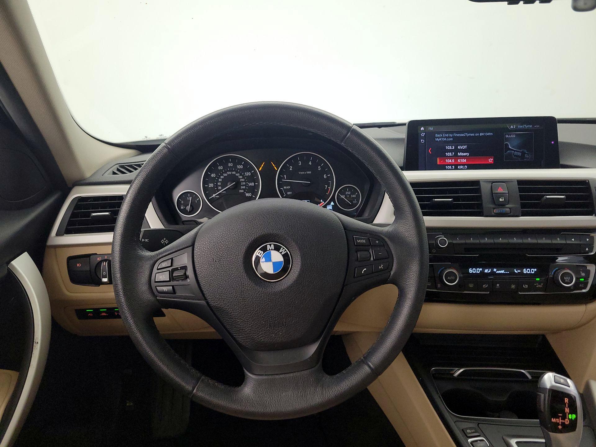 Thumbnail: 2018 BMW 3 Series - 10