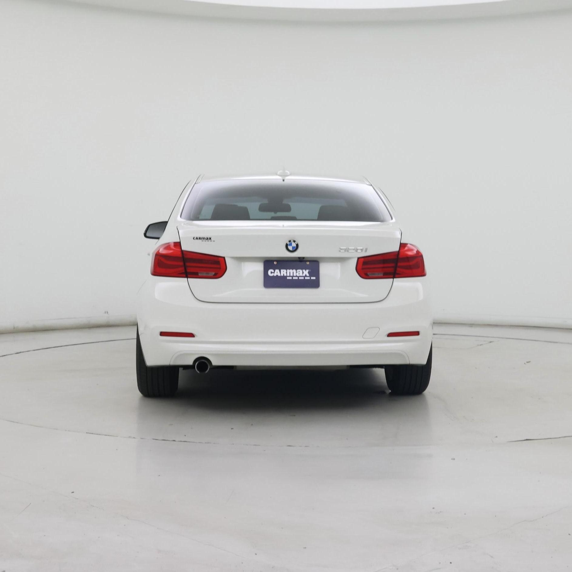 Thumbnail: 2018 BMW 3 Series - 6