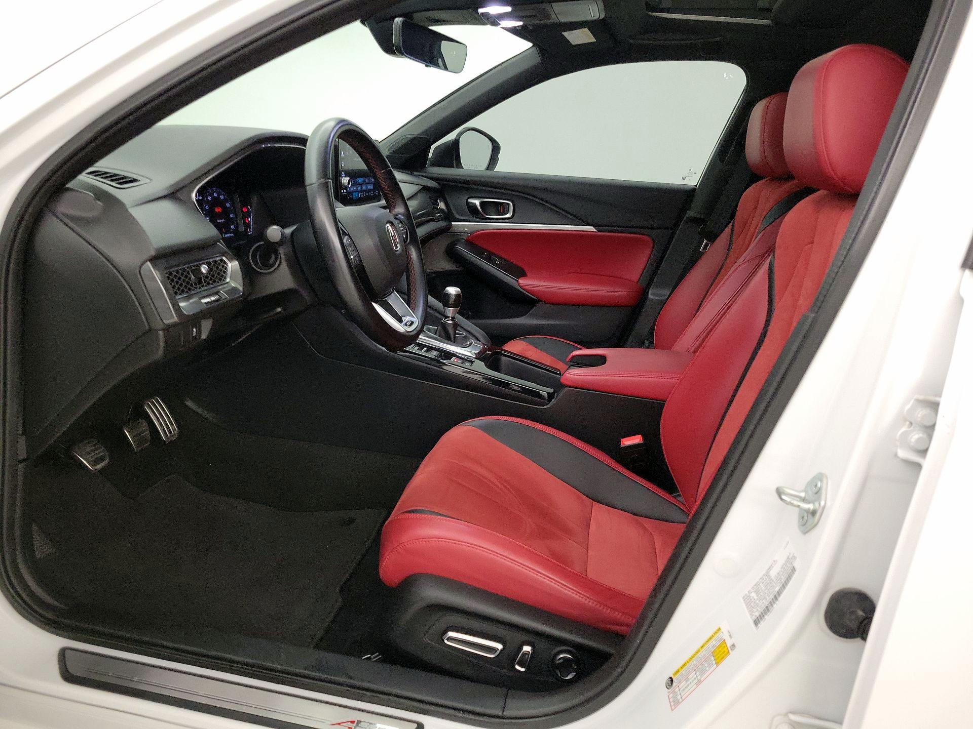 Thumbnail: 2023 Acura Integra - 11