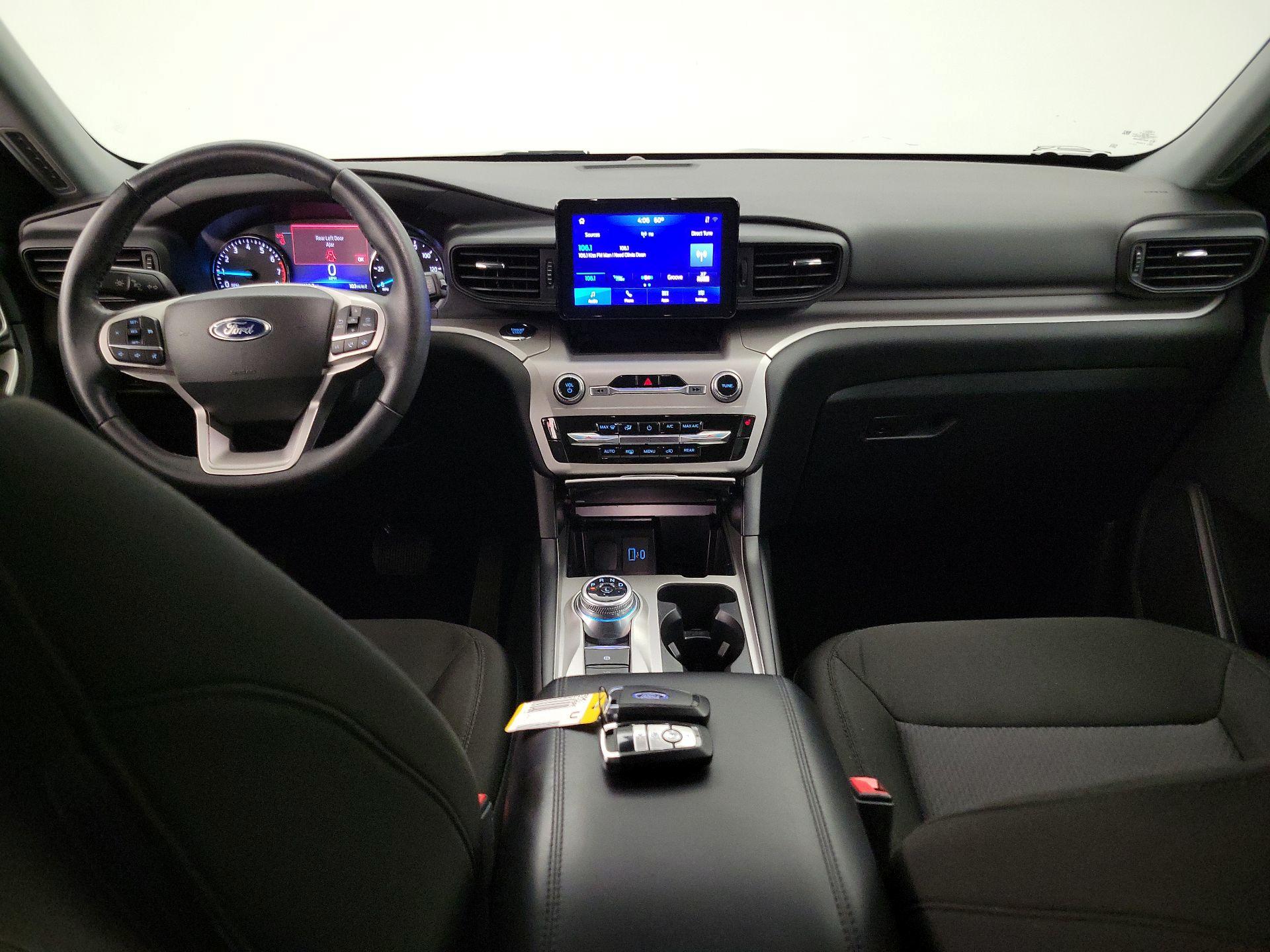 Thumbnail: 2022 Ford Explorer - 9