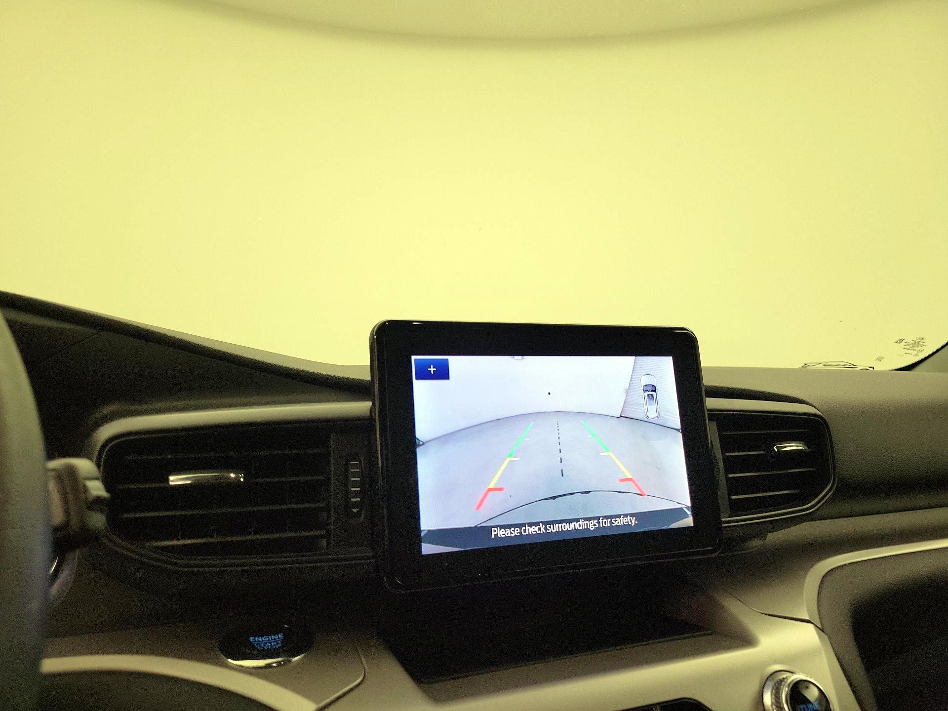 Thumbnail: 2022 Ford Explorer - 14