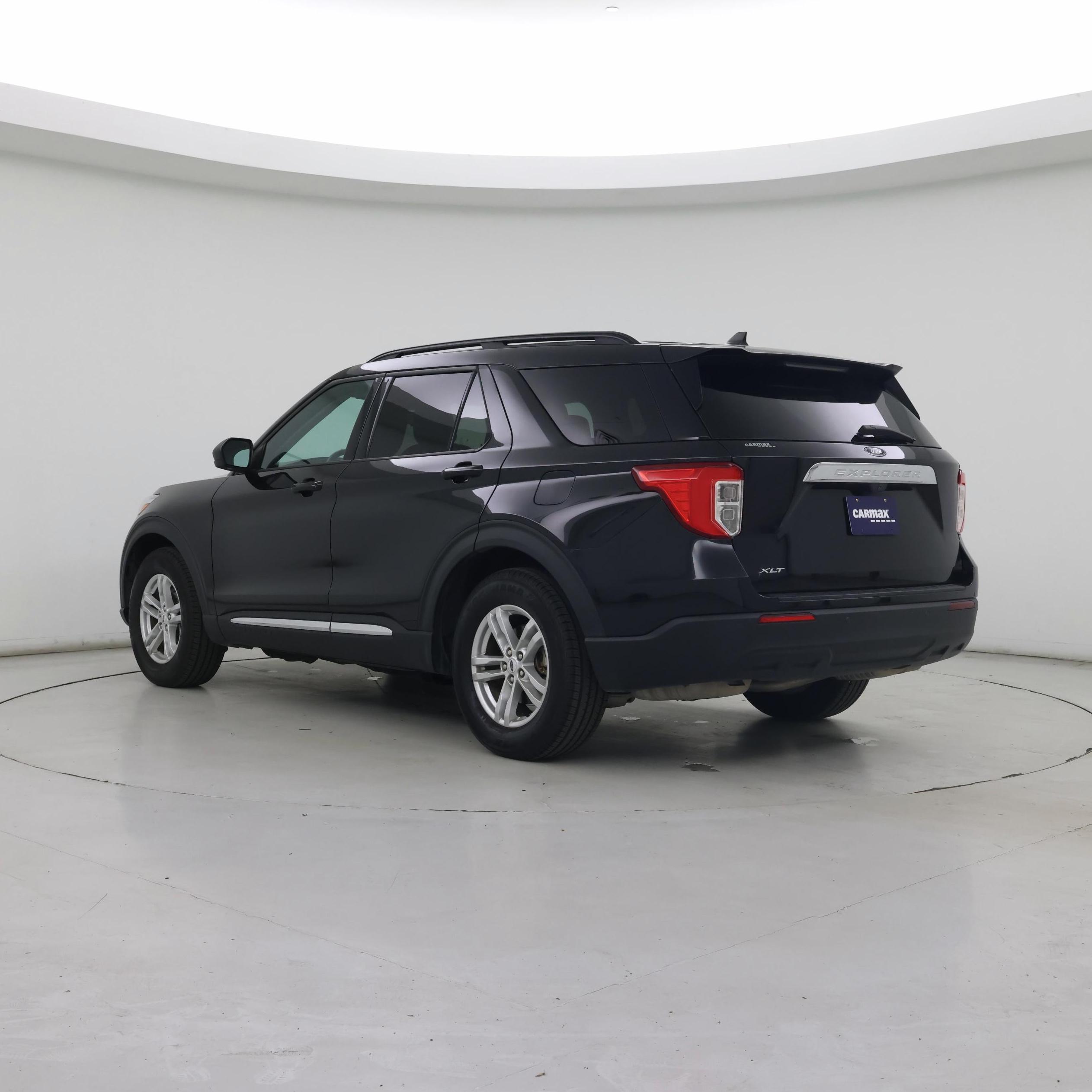 Thumbnail: 2022 Ford Explorer - 2