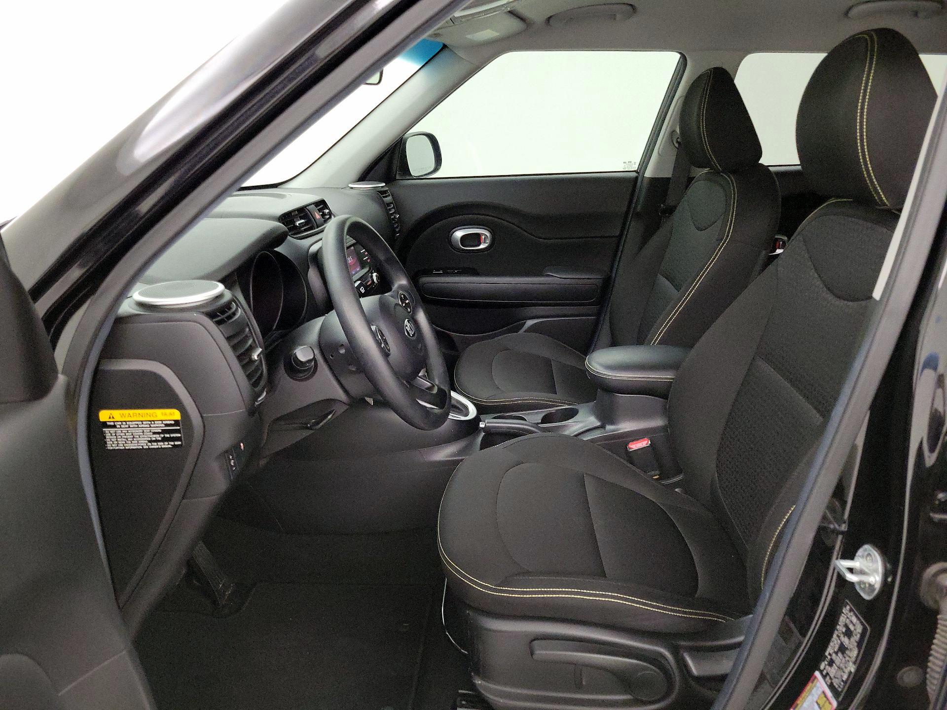 Thumbnail: 2015 Kia Soul - 11