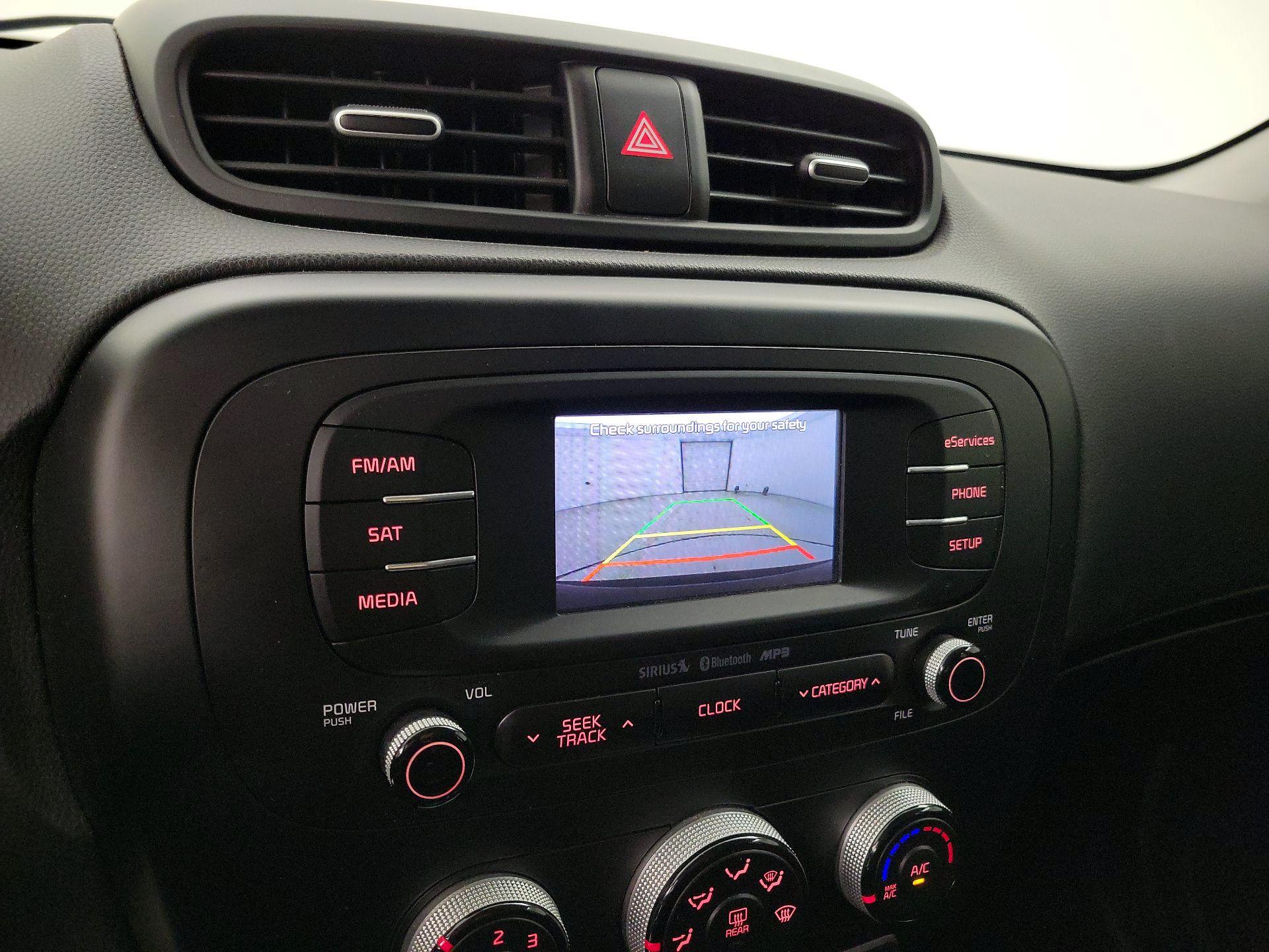 Thumbnail: 2015 Kia Soul - 14