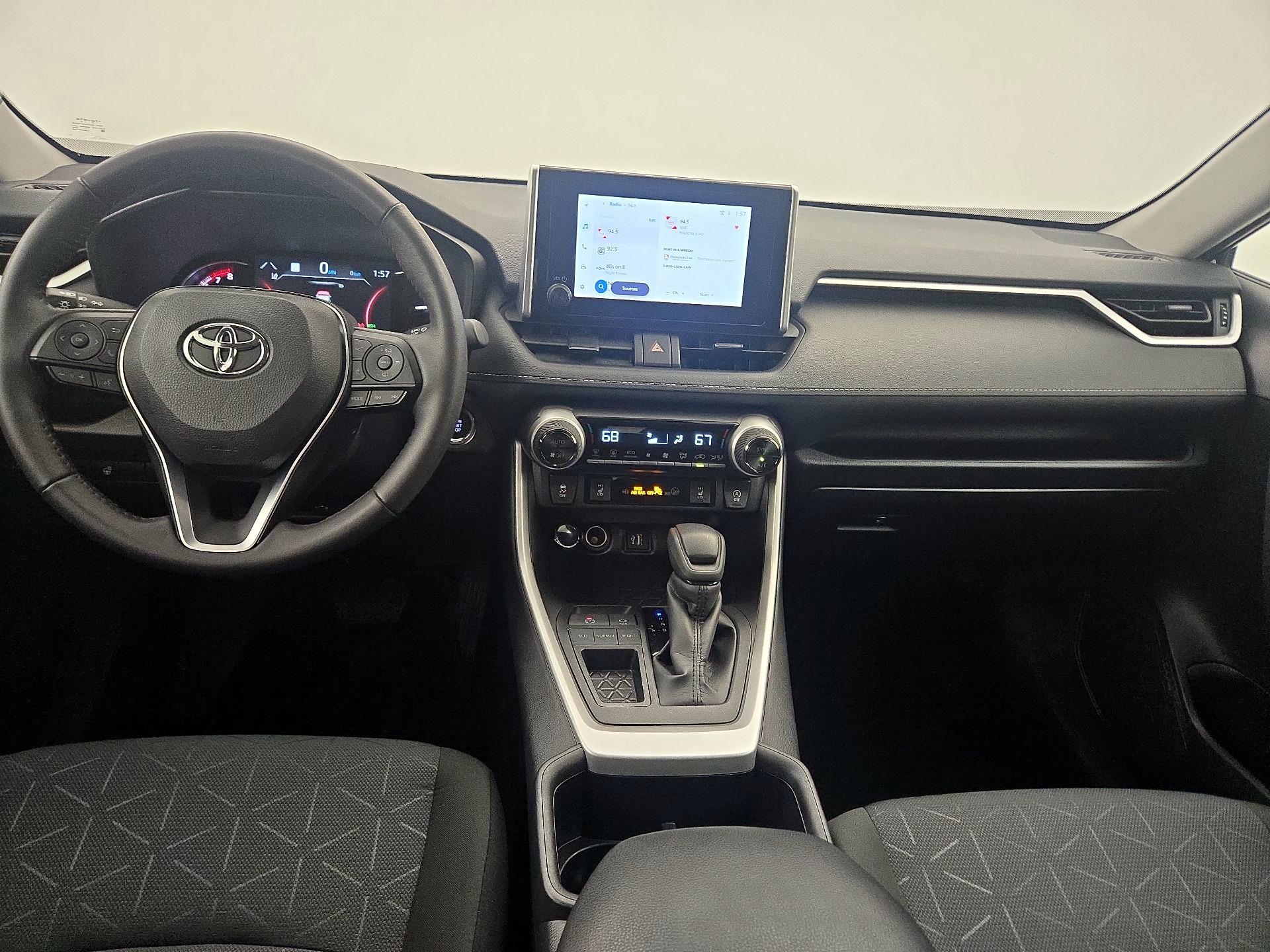 Thumbnail: 2025 Toyota RAV4 - 9