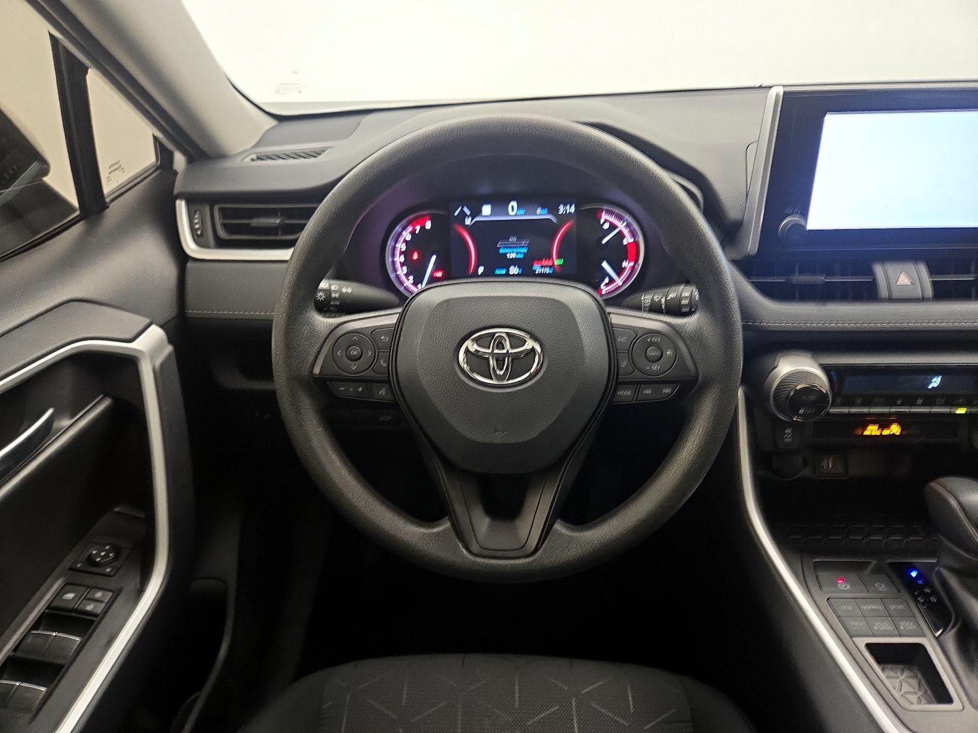 Thumbnail: 2025 Toyota RAV4 - 10