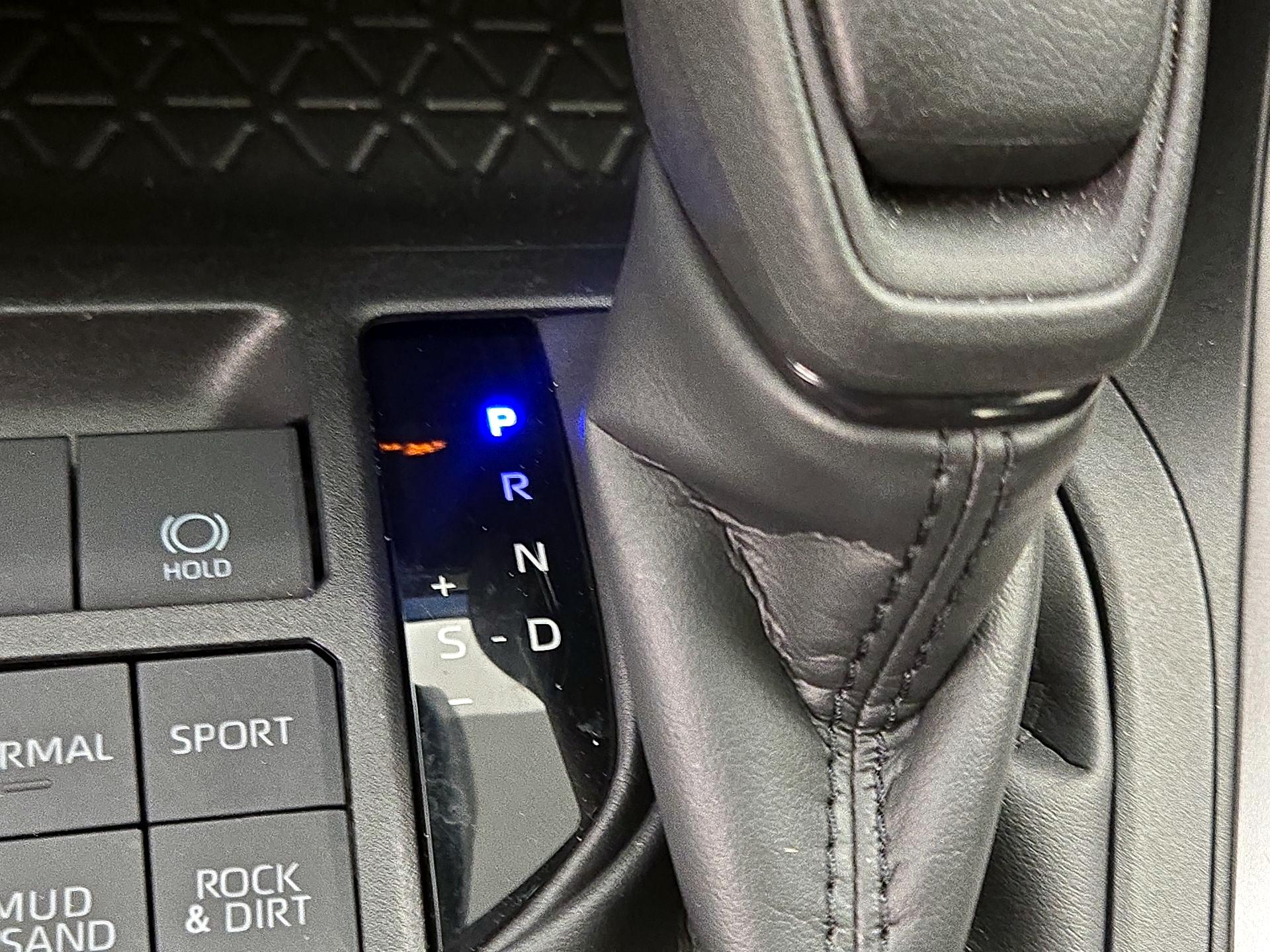 Thumbnail: 2025 Toyota RAV4 - 17