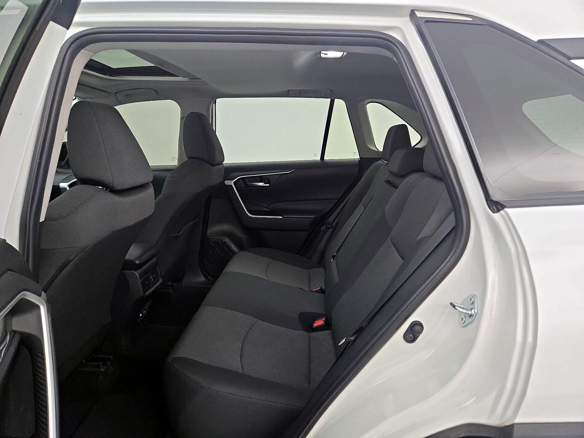 Thumbnail: 2025 Toyota RAV4 - 20