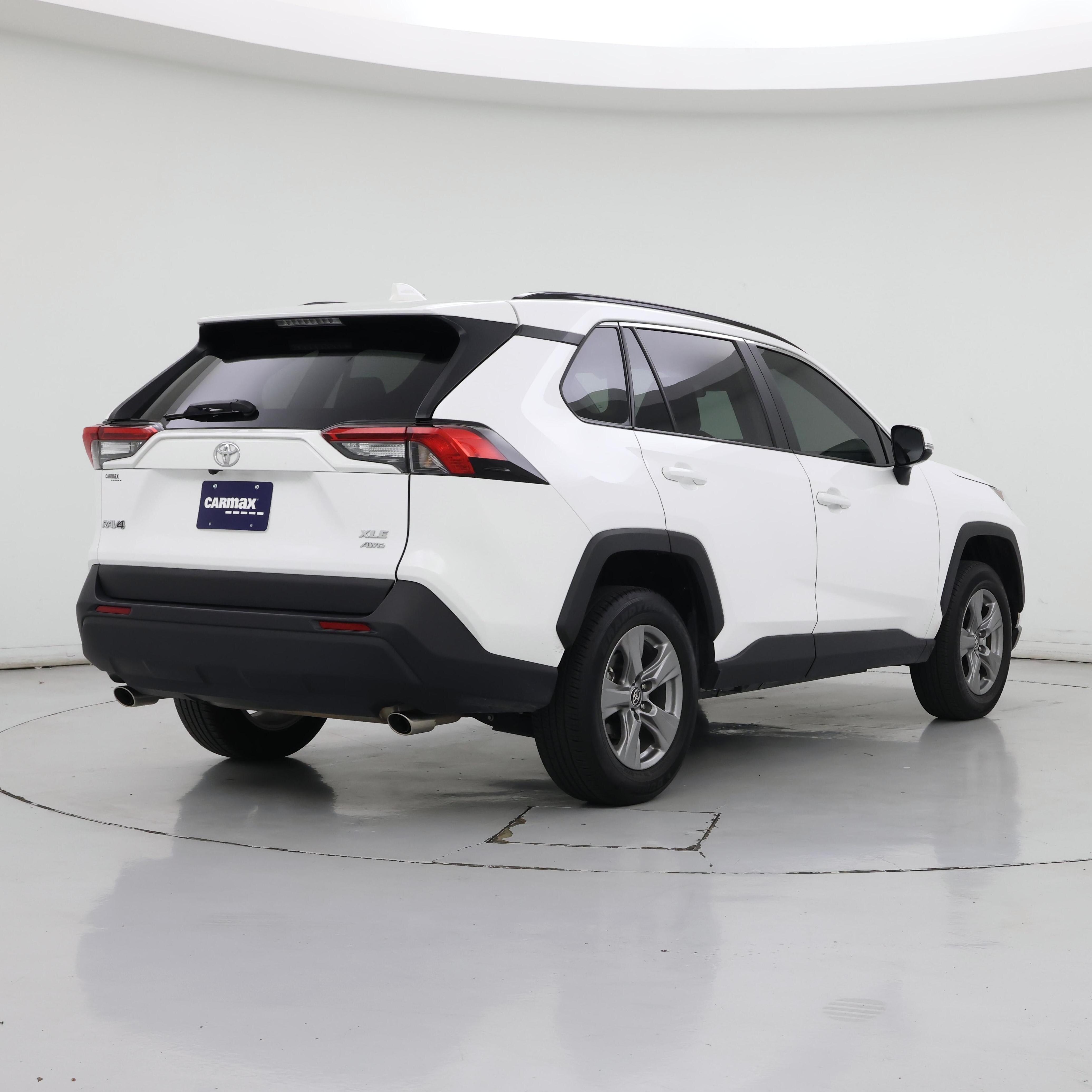 Thumbnail: 2025 Toyota RAV4 - 8