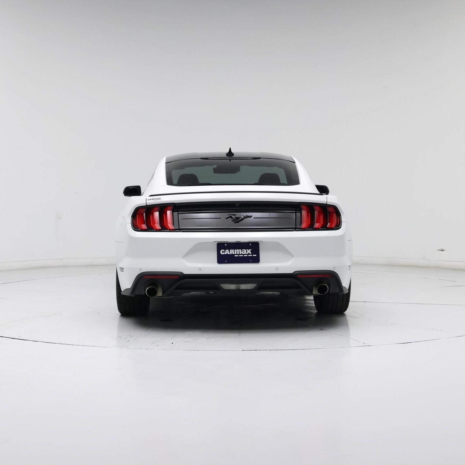 Thumbnail: 2022 Ford Mustang - 6