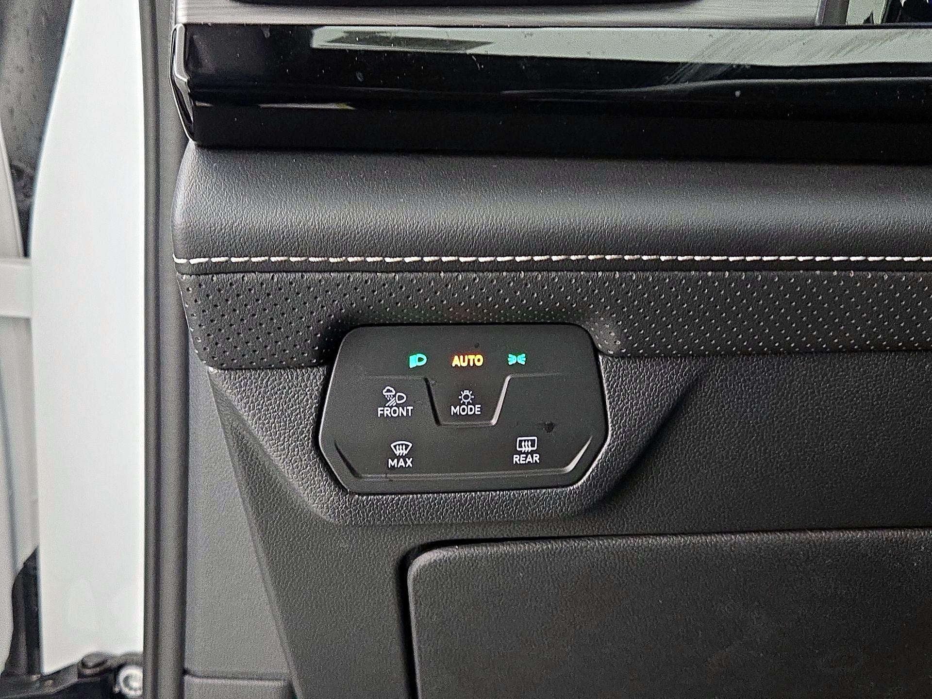 Thumbnail: 2024 Volkswagen Atlas - 13