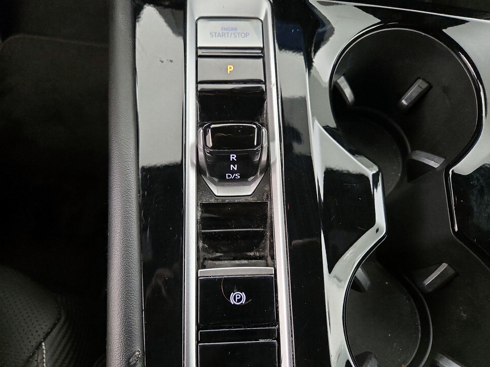 Thumbnail: 2024 Volkswagen Atlas - 17