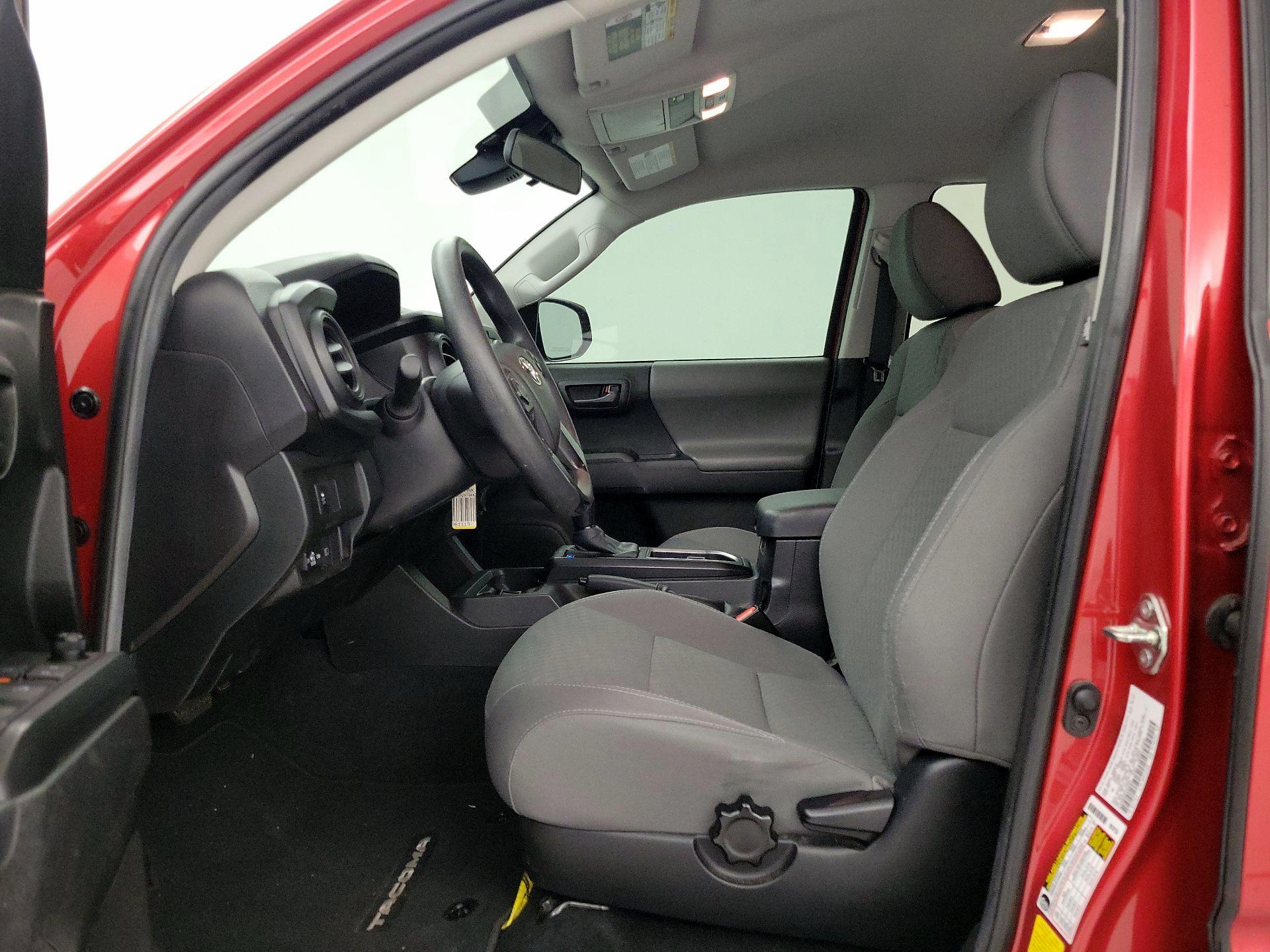 Thumbnail: 2022 Toyota Tacoma - 11