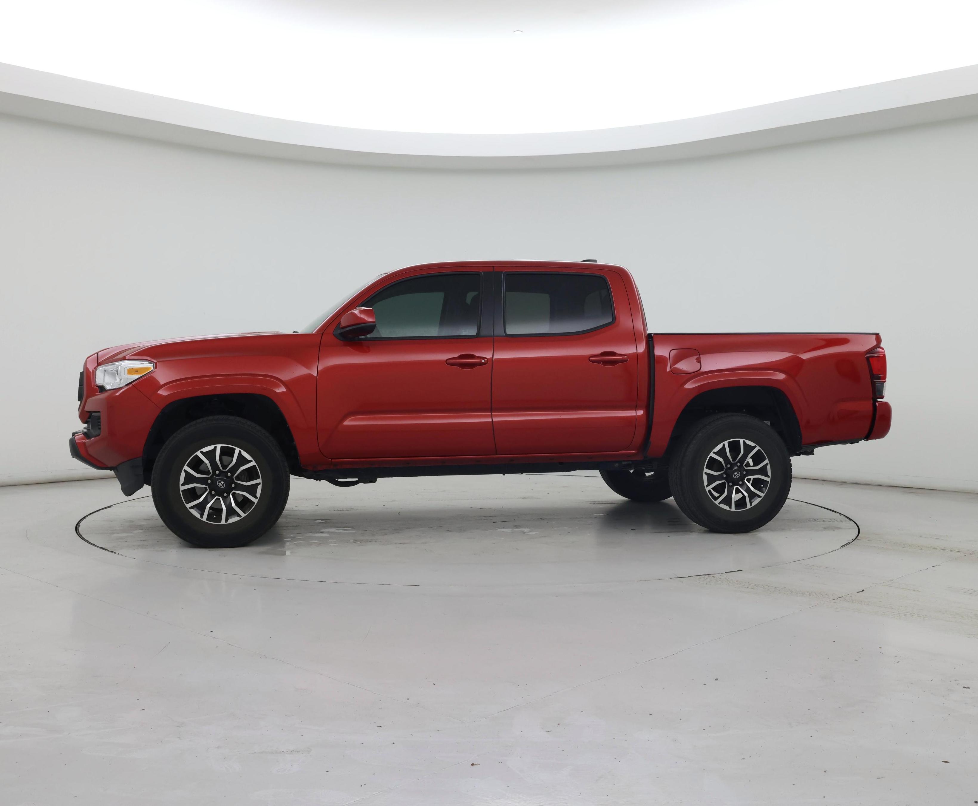 Thumbnail: 2022 Toyota Tacoma - 3