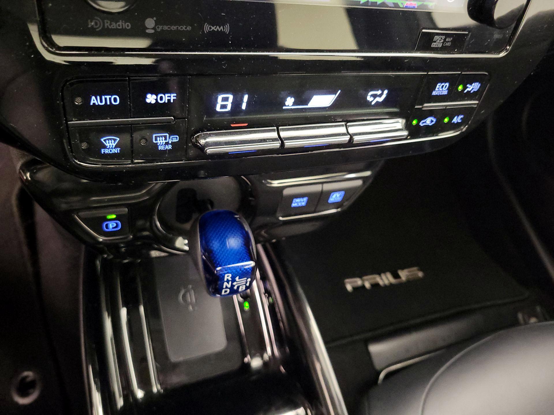 Thumbnail: 2017 Toyota Prius - 17