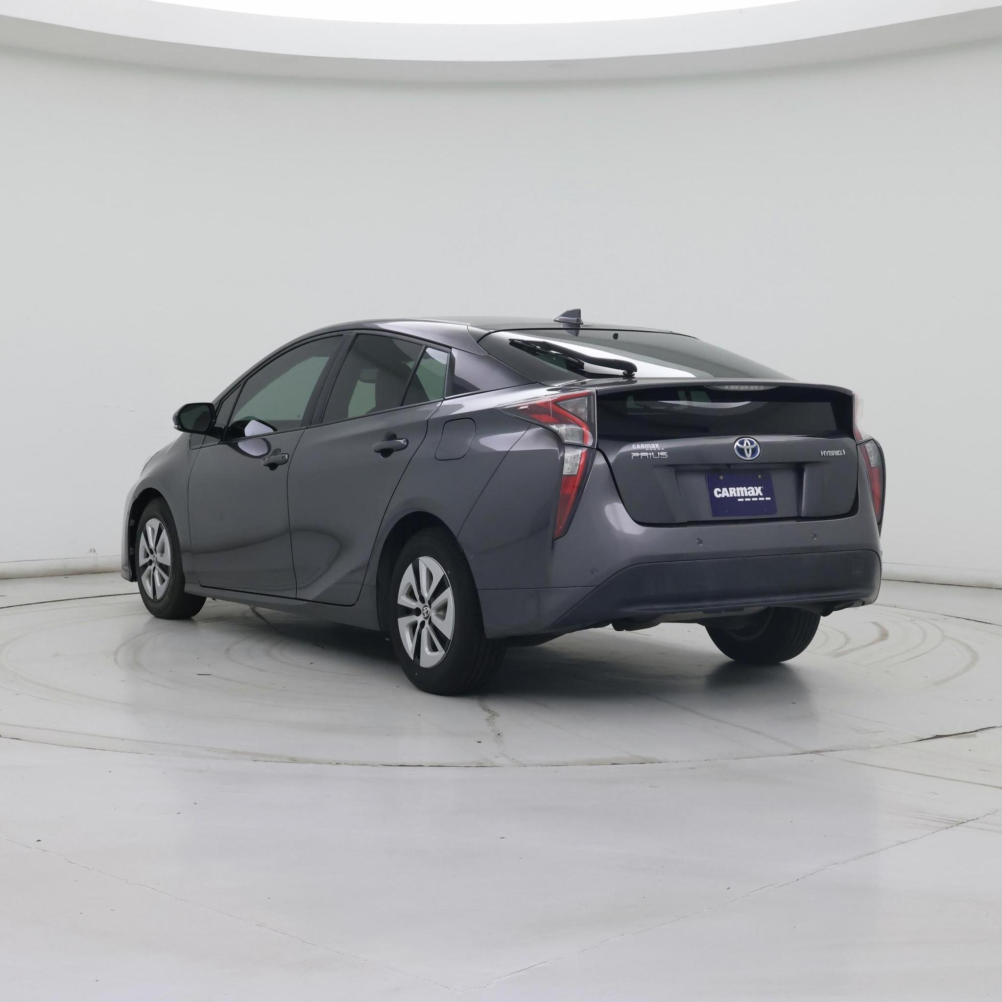 Thumbnail: 2017 Toyota Prius - 2