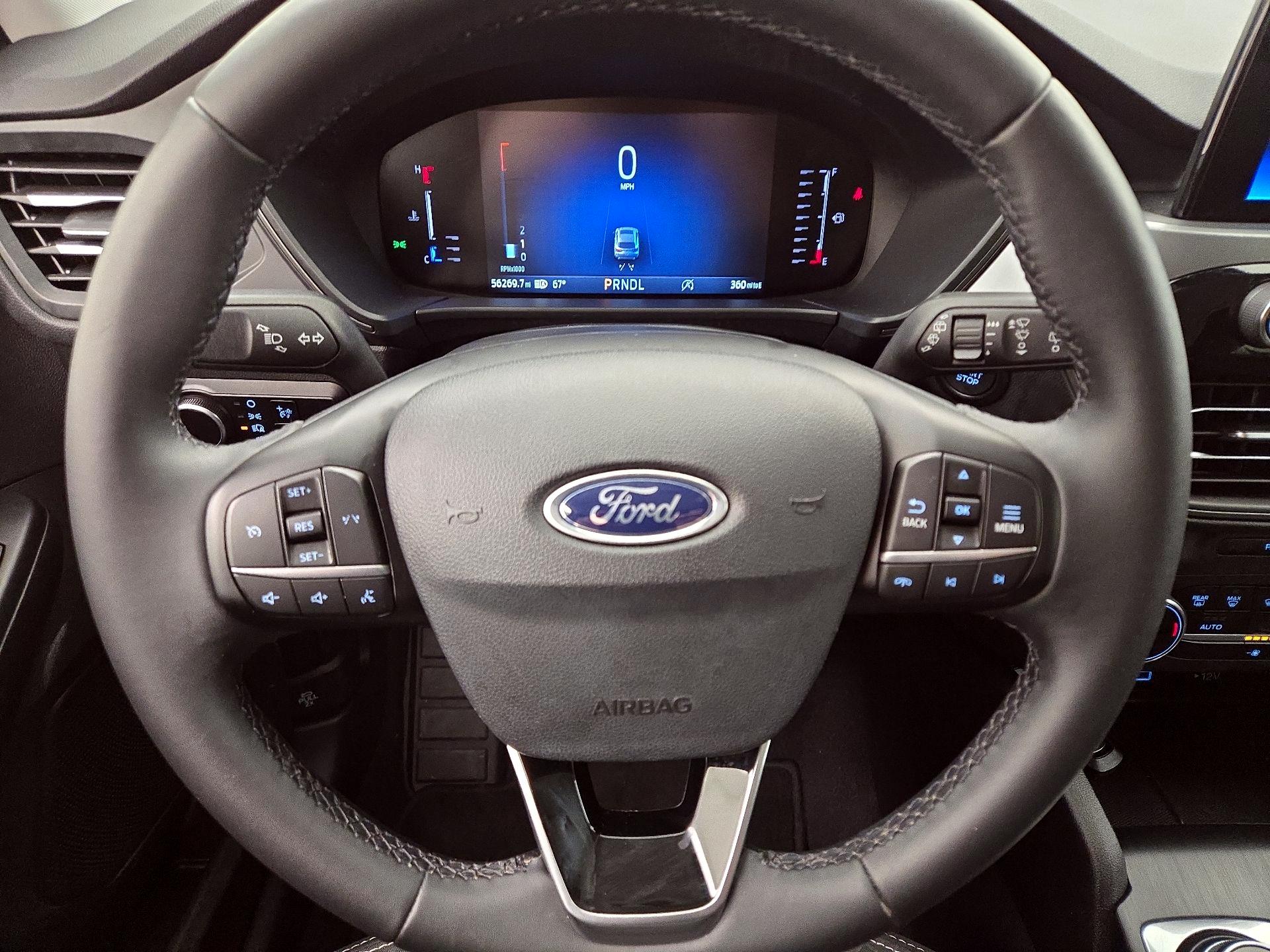 Thumbnail: 2023 Ford Escape - 10