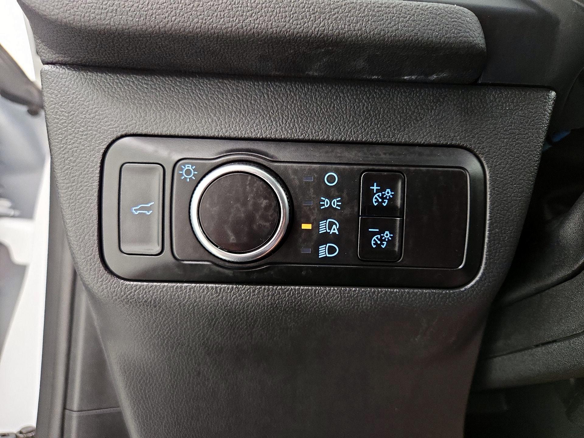 Thumbnail: 2023 Ford Escape - 13