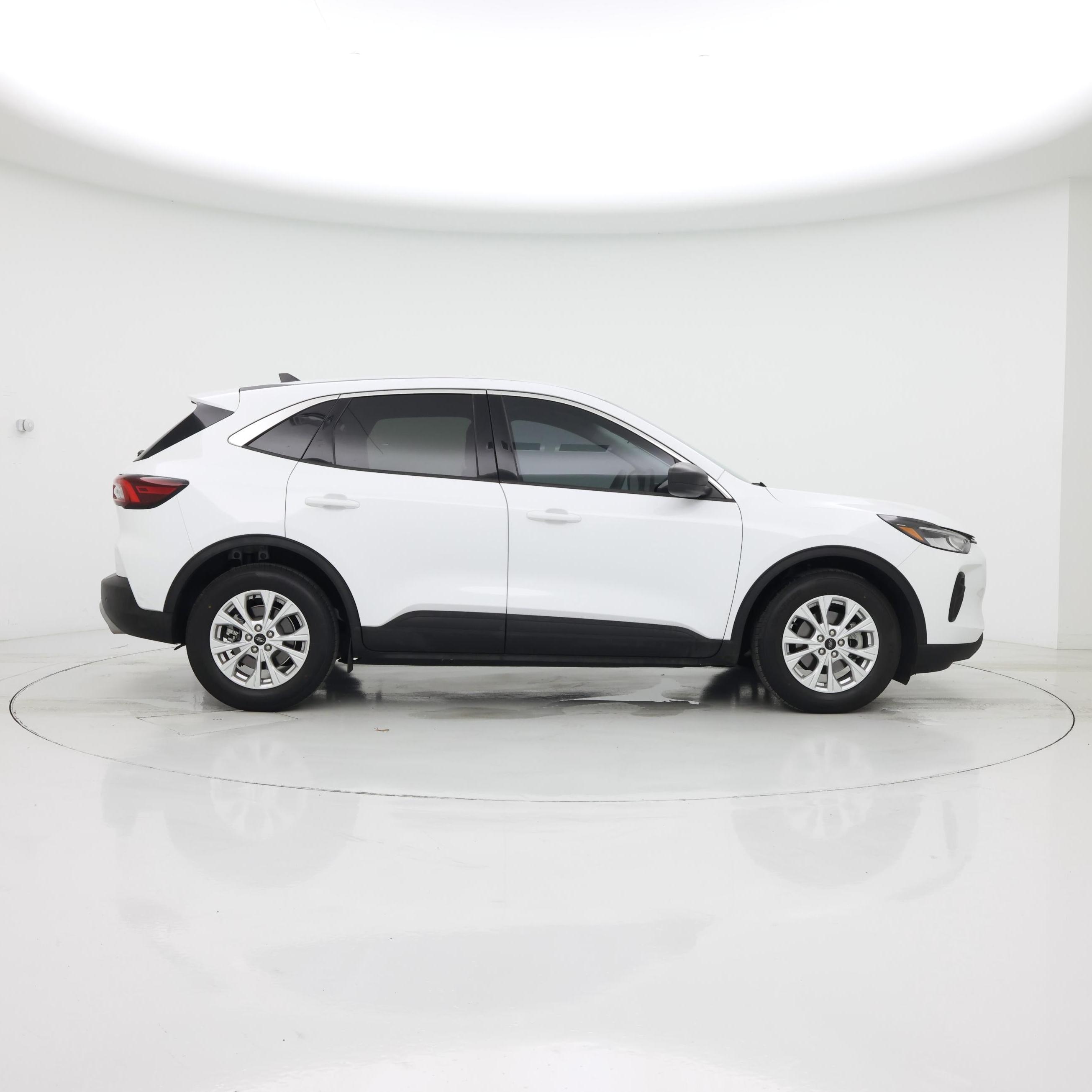 Thumbnail: 2023 Ford Escape - 7