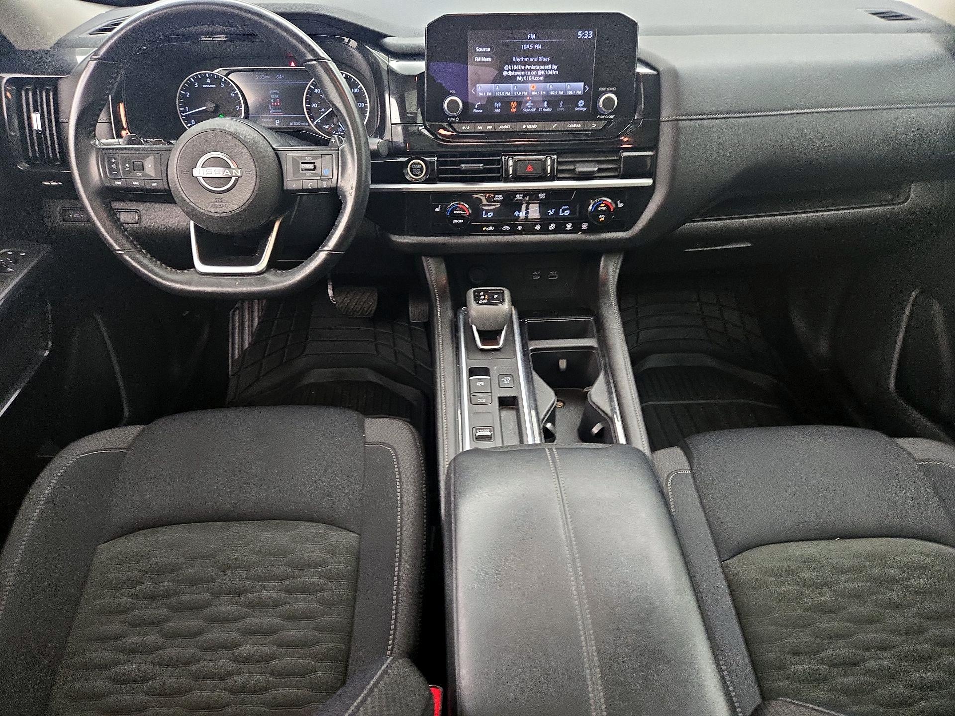 Thumbnail: 2024 Nissan Pathfinder - 9