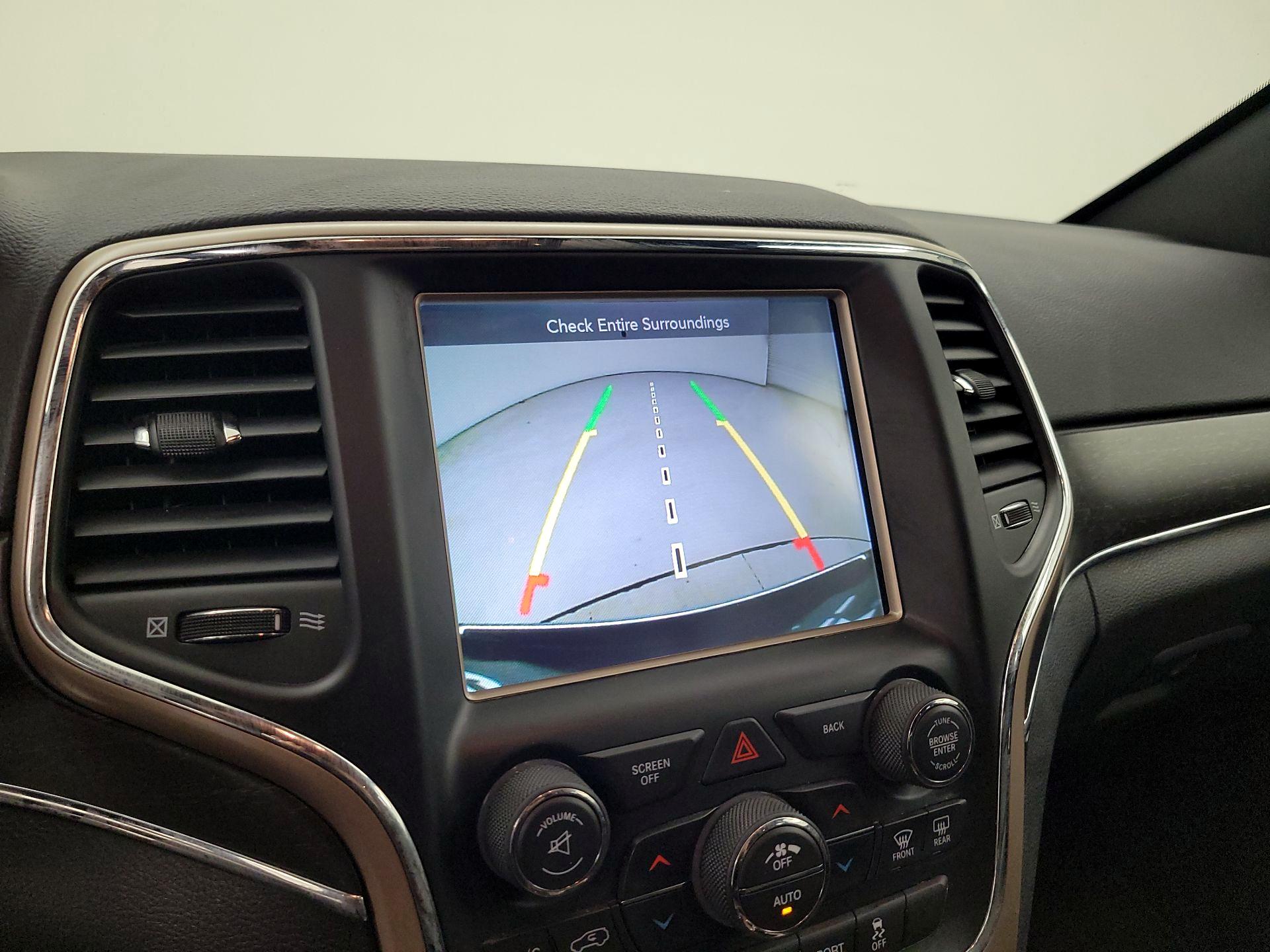 Thumbnail: 2017 Jeep Grand Cherokee - 14