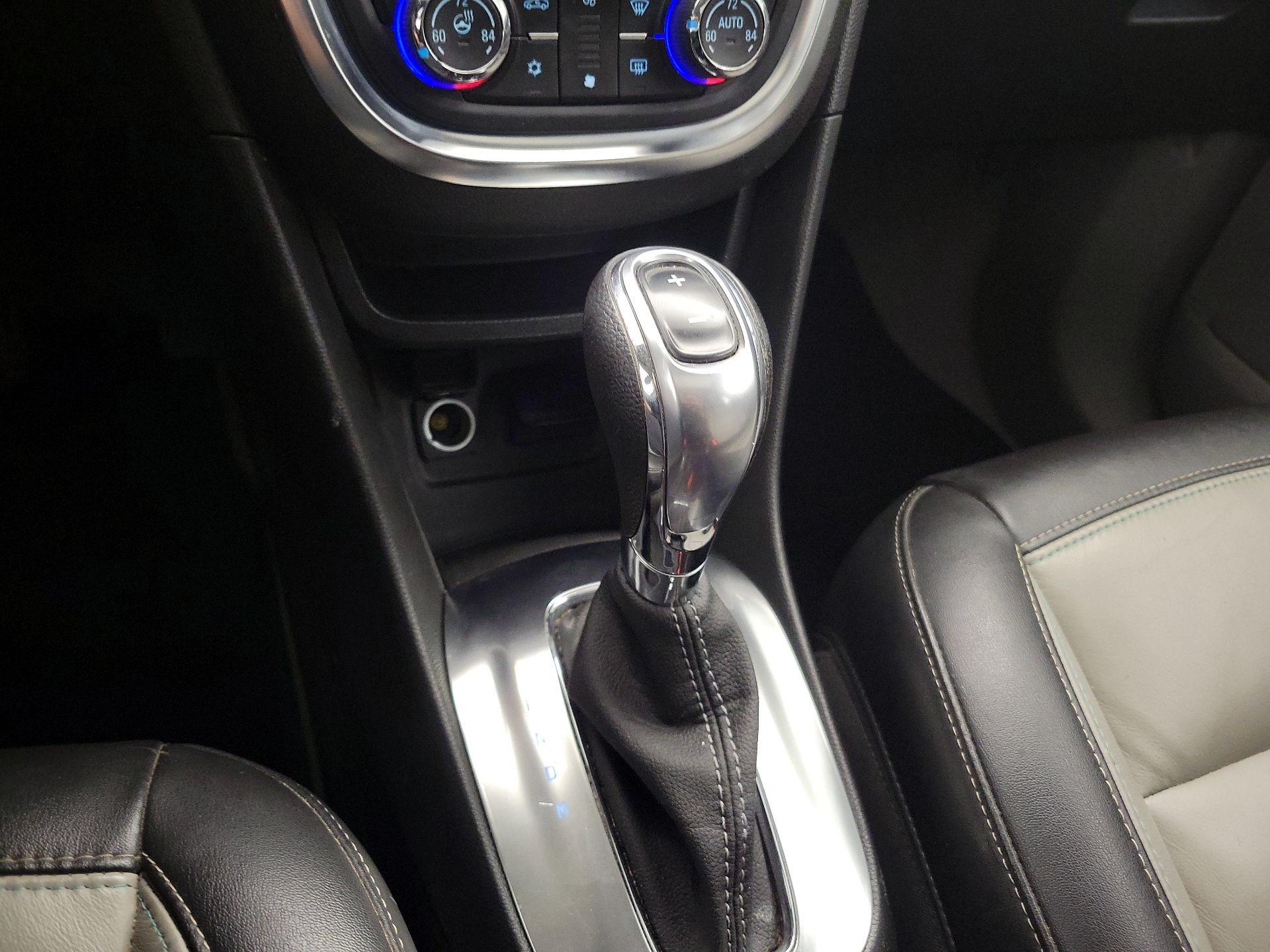 Thumbnail: 2016 Buick Encore - 17