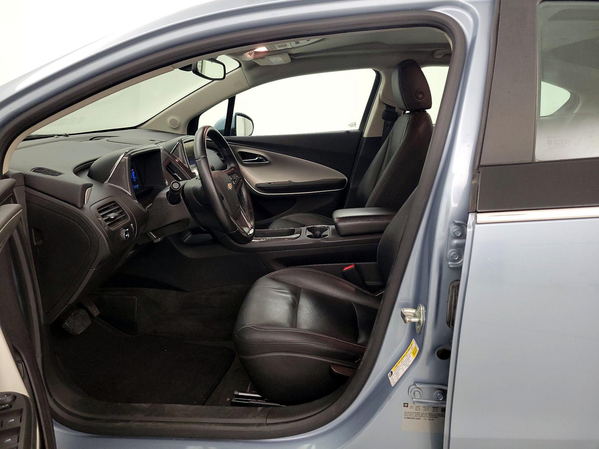 Thumbnail: 2015 Chevrolet Volt - 11