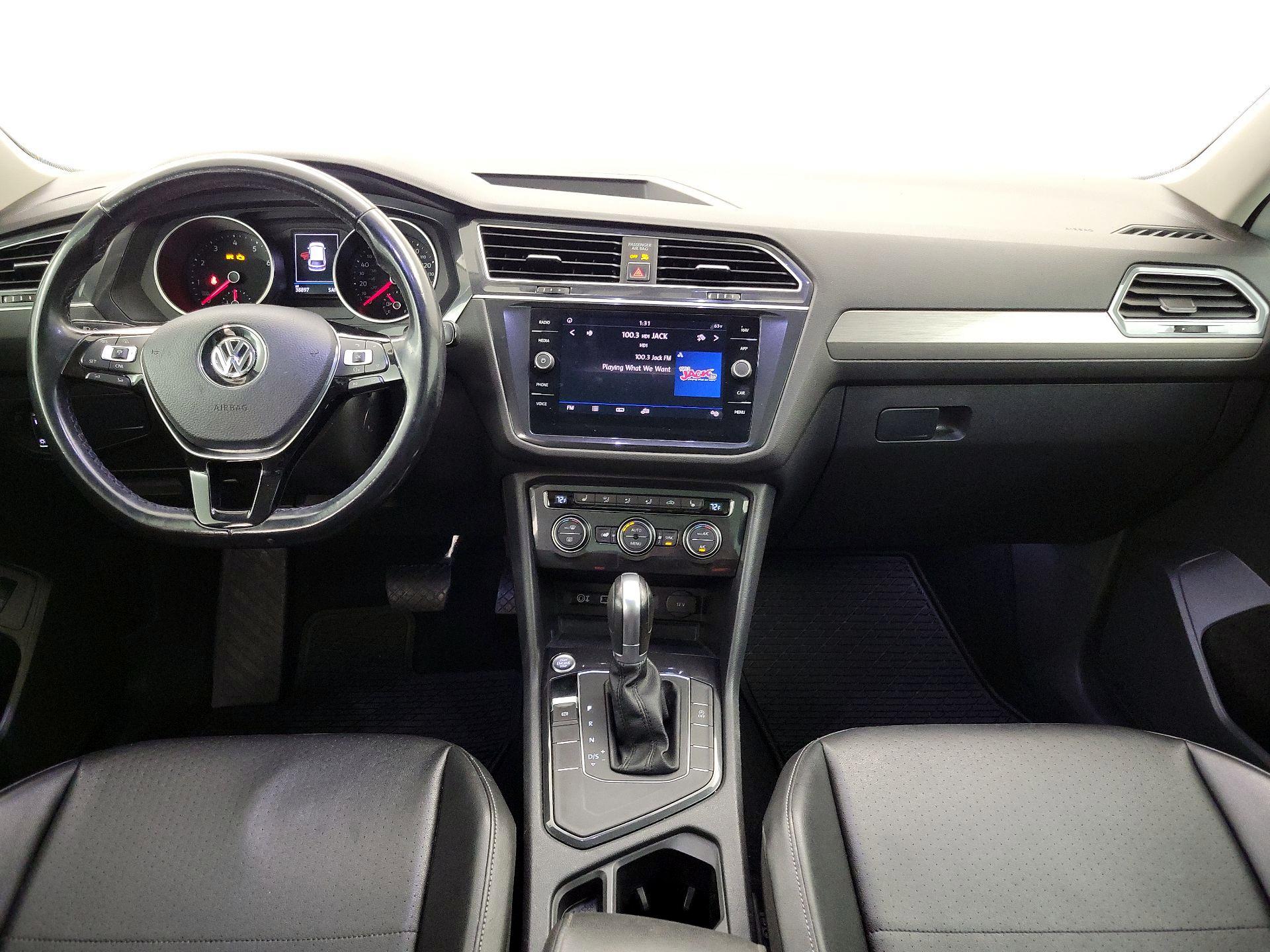 Thumbnail: 2018 Volkswagen Tiguan - 9