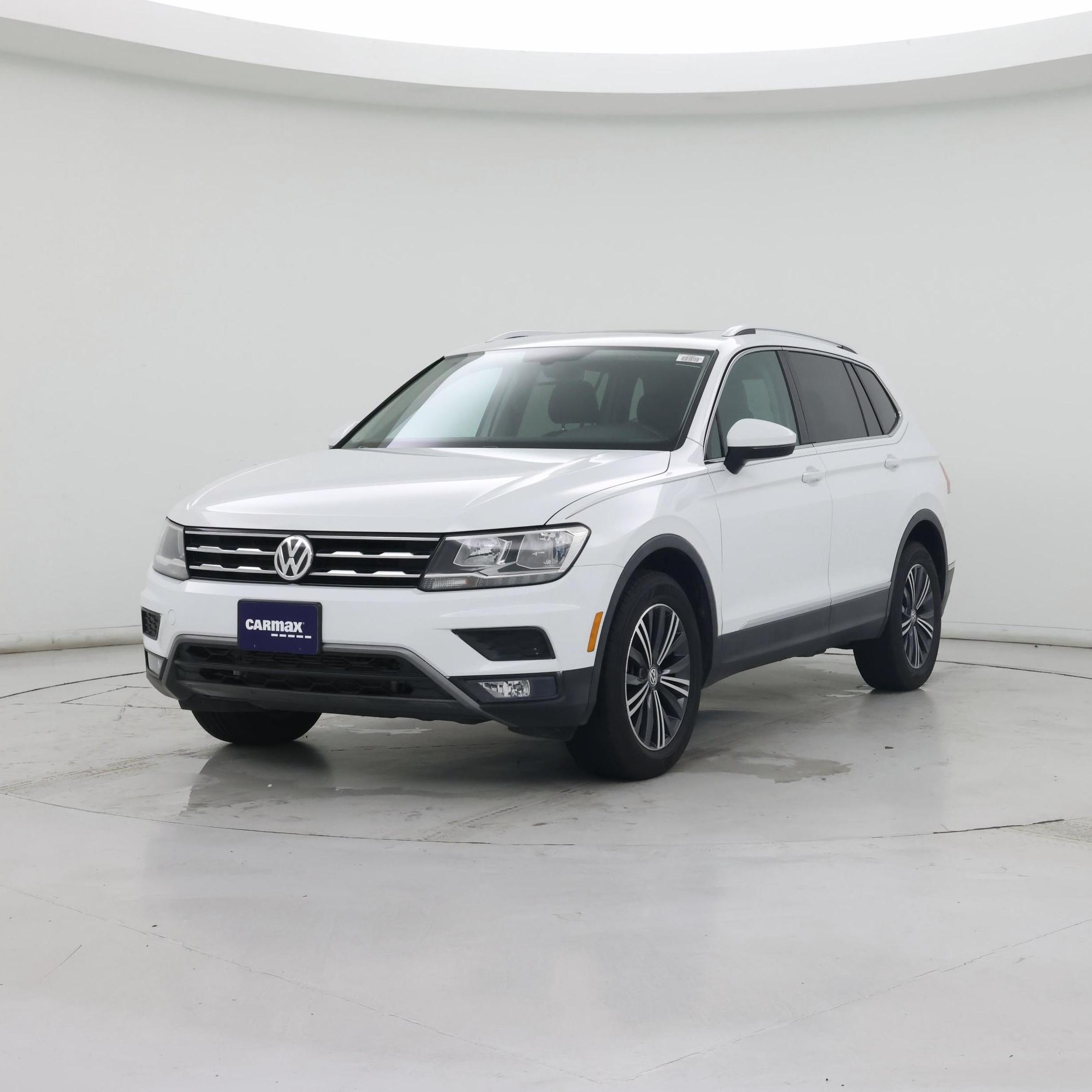 Thumbnail: 2018 Volkswagen Tiguan - 4
