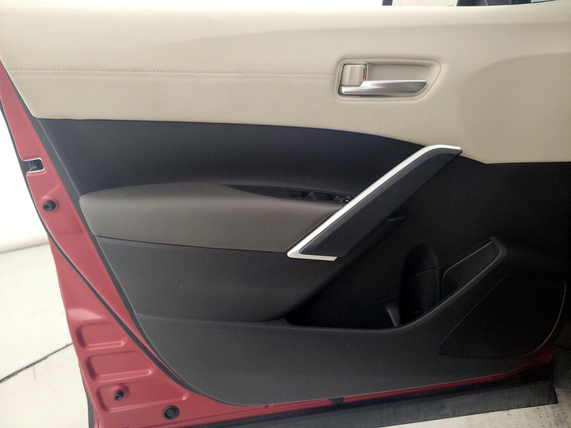 Thumbnail: 2023 Toyota Corolla Cross - 12