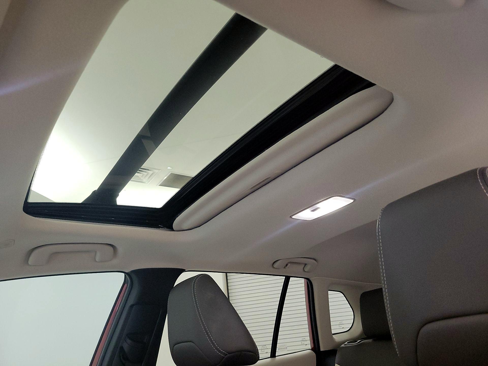 Thumbnail: 2023 Toyota Corolla Cross - 19