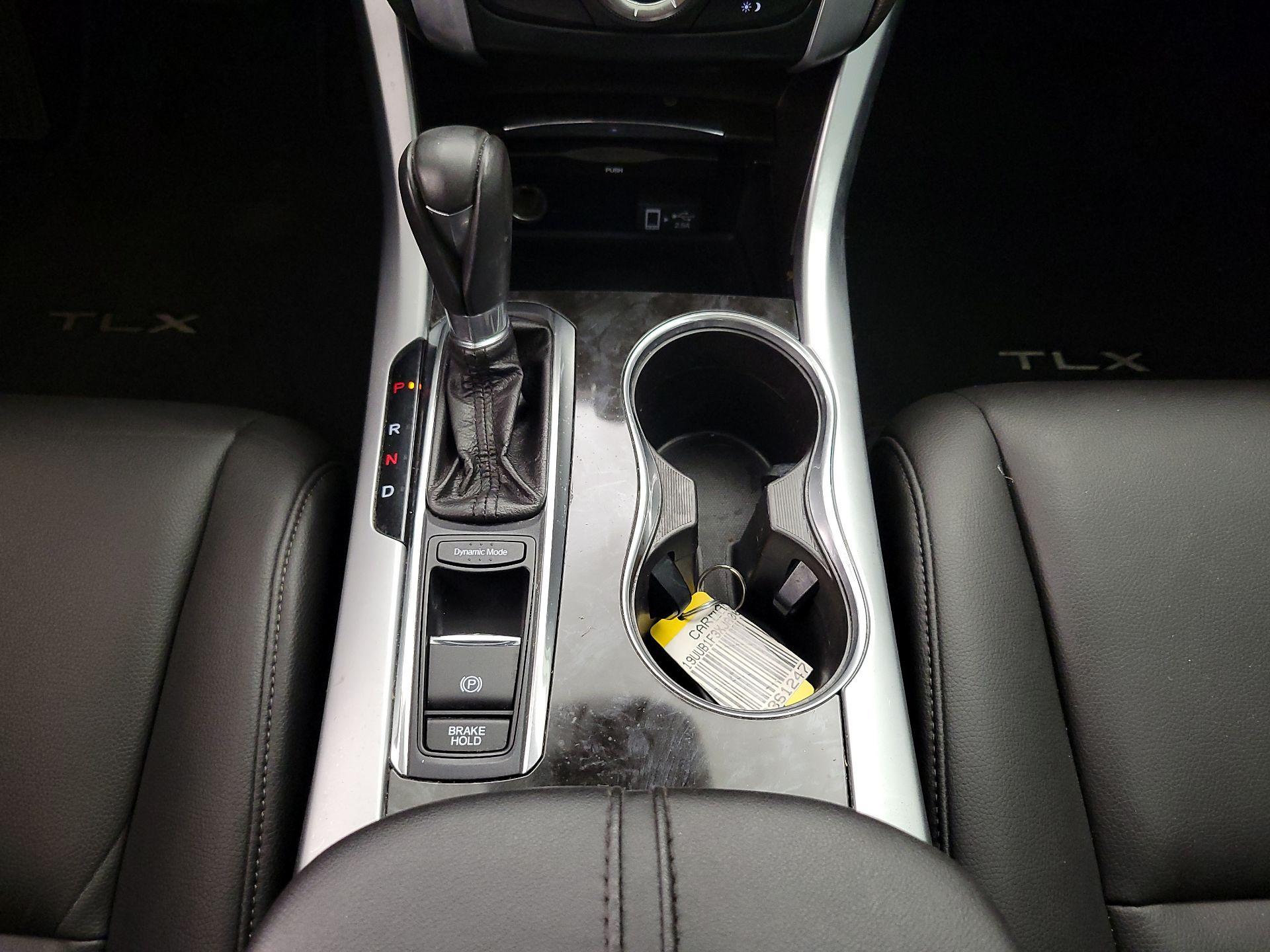 Thumbnail: 2018 Acura TLX - 17