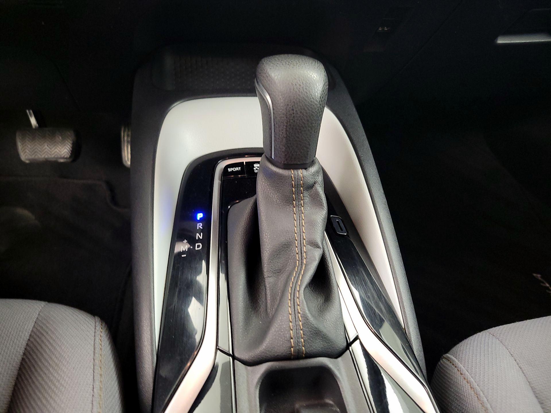 Thumbnail: 2022 Toyota Corolla - 17