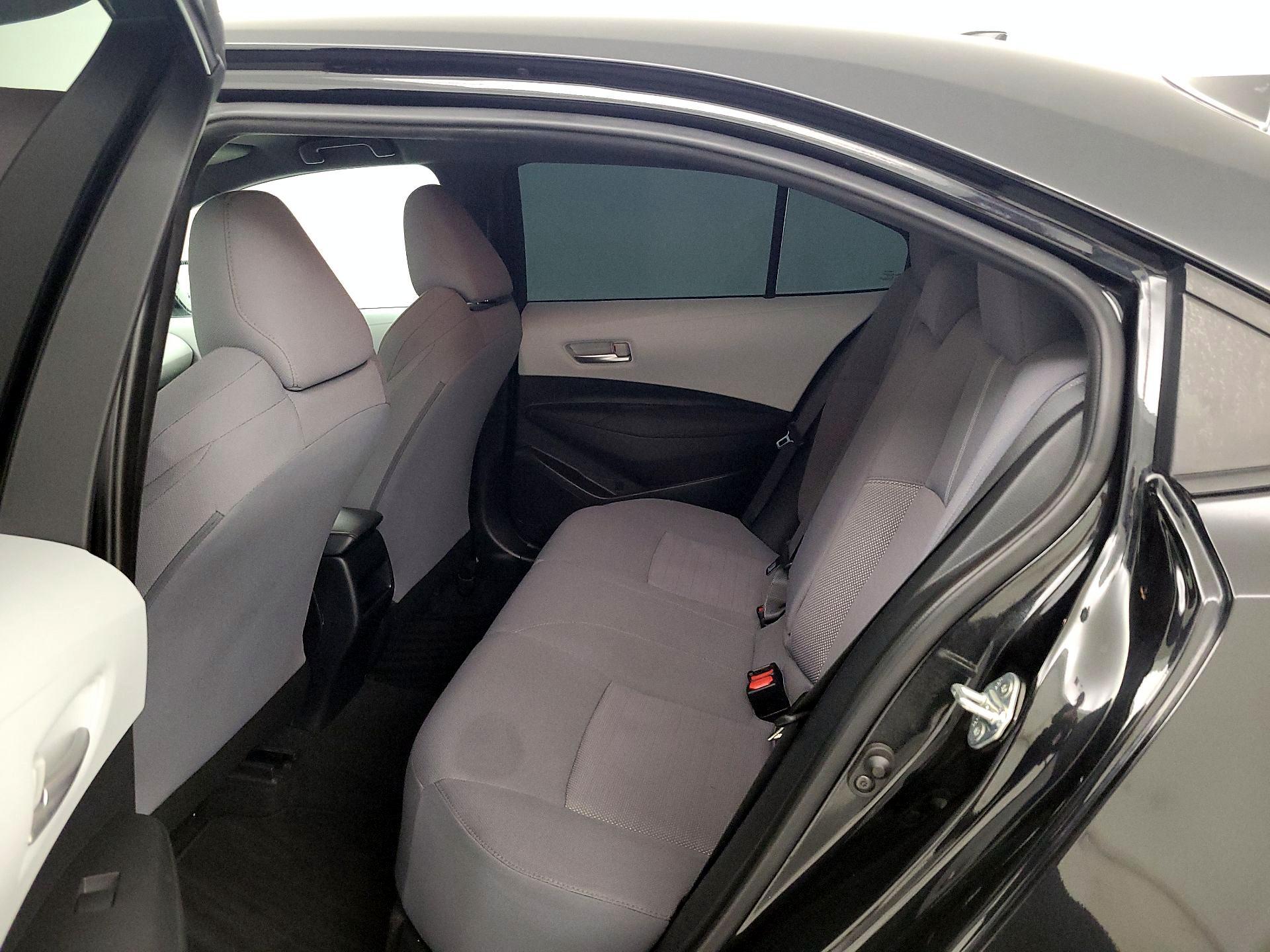 Thumbnail: 2022 Toyota Corolla - 18