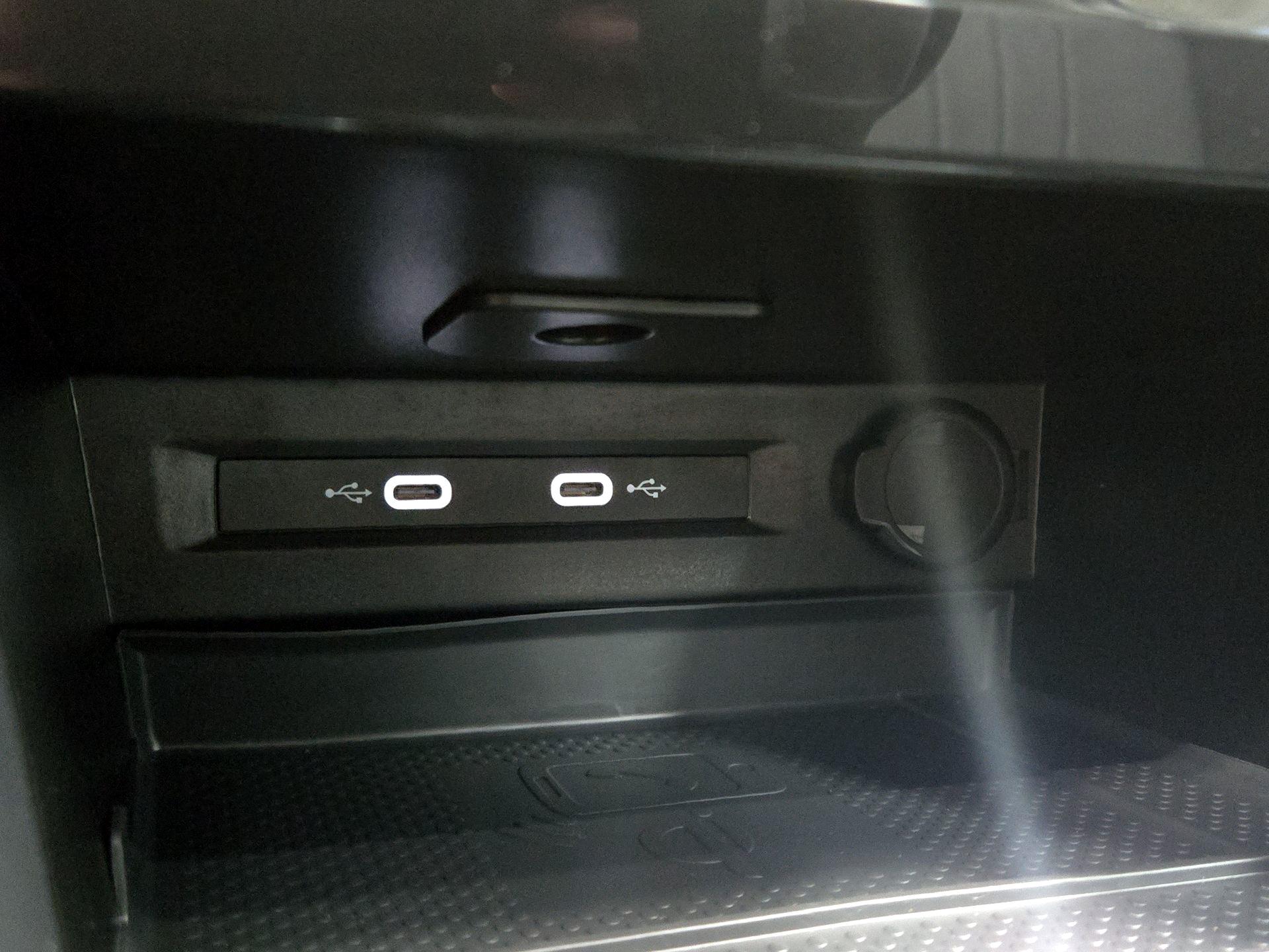 Thumbnail: 2024 Volkswagen Tiguan - 17