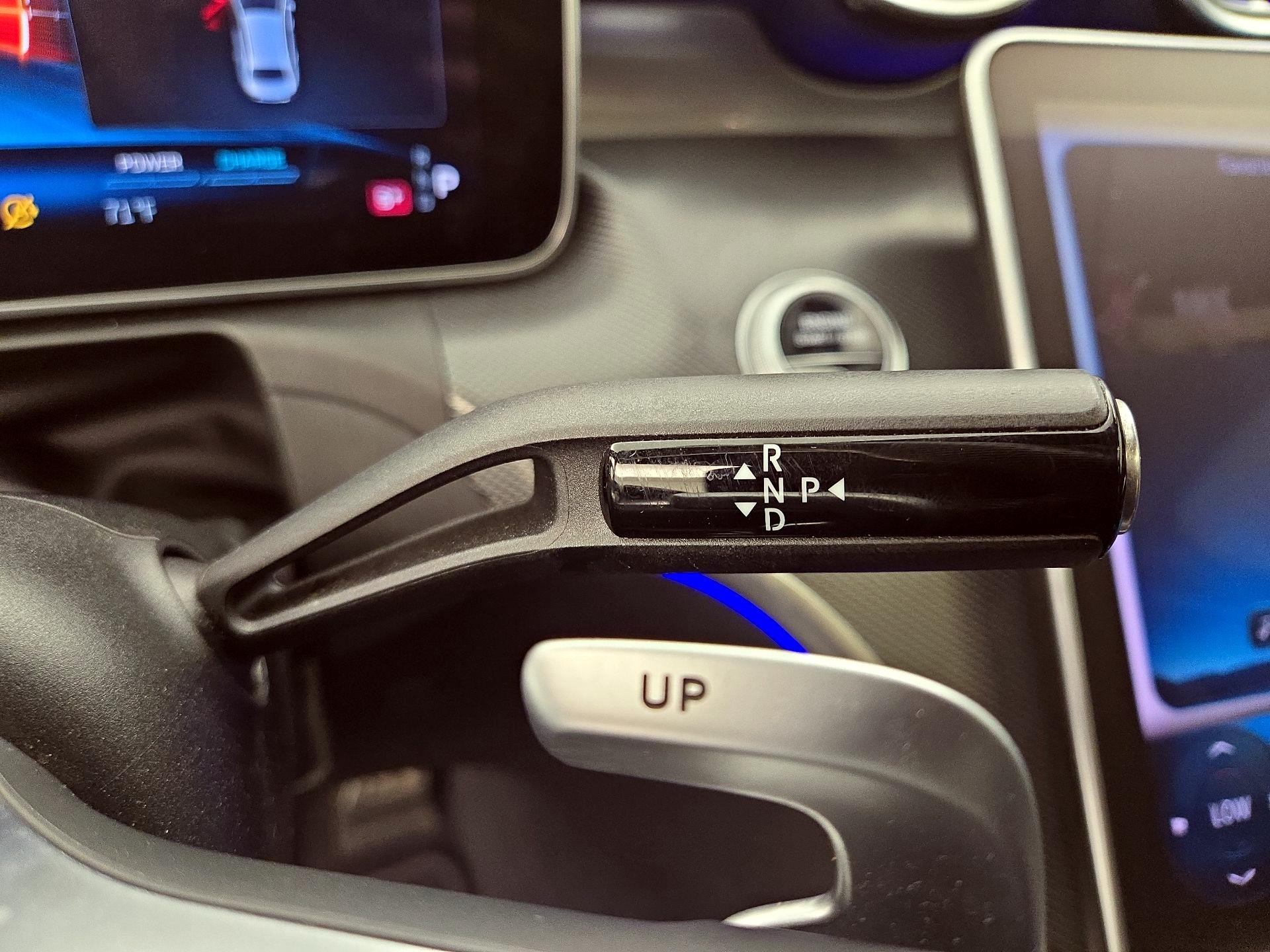 Thumbnail: 2023 Mercedes-Benz C-Class - 17