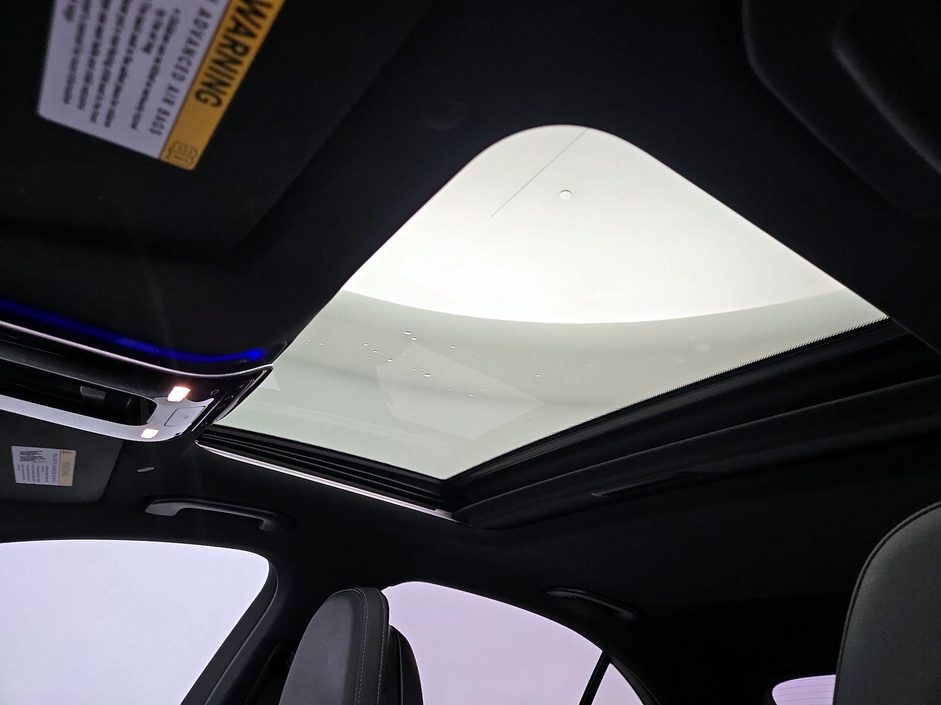 Thumbnail: 2023 Mercedes-Benz C-Class - 19