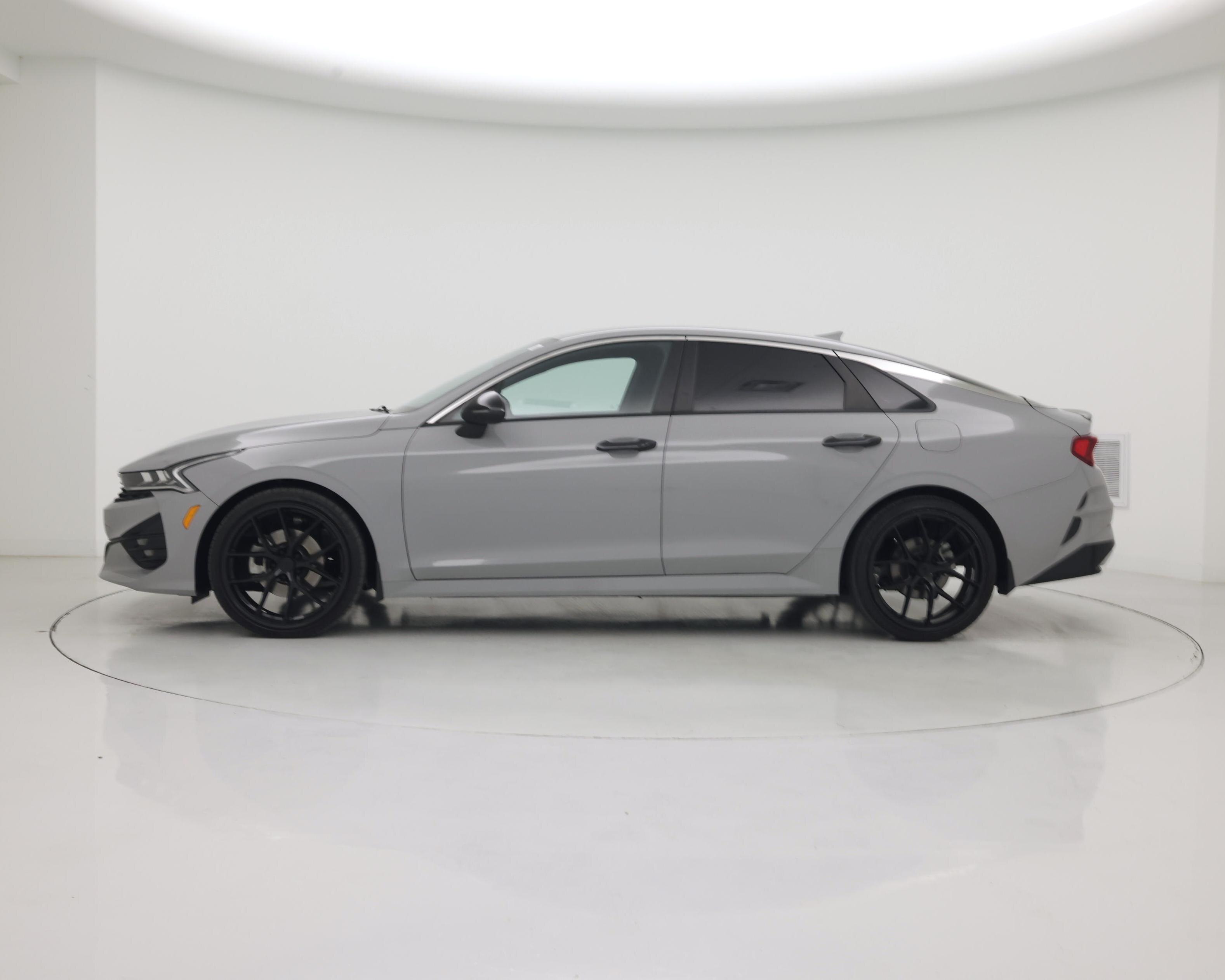 Thumbnail: 2023 Kia K5 - 3