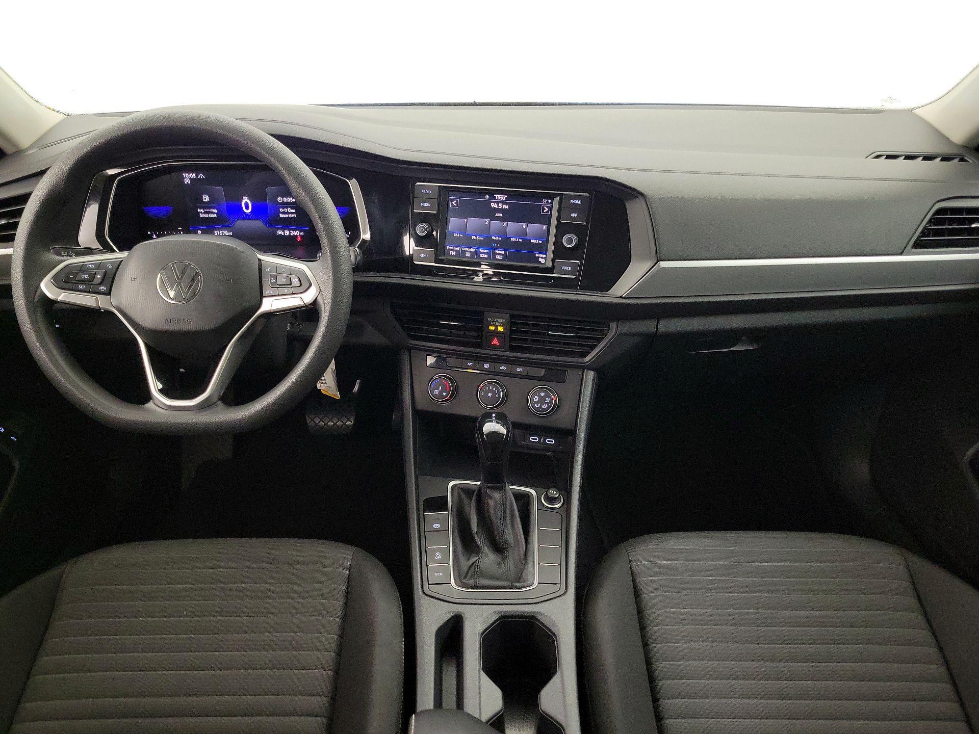 Thumbnail: 2023 Volkswagen Jetta - 9