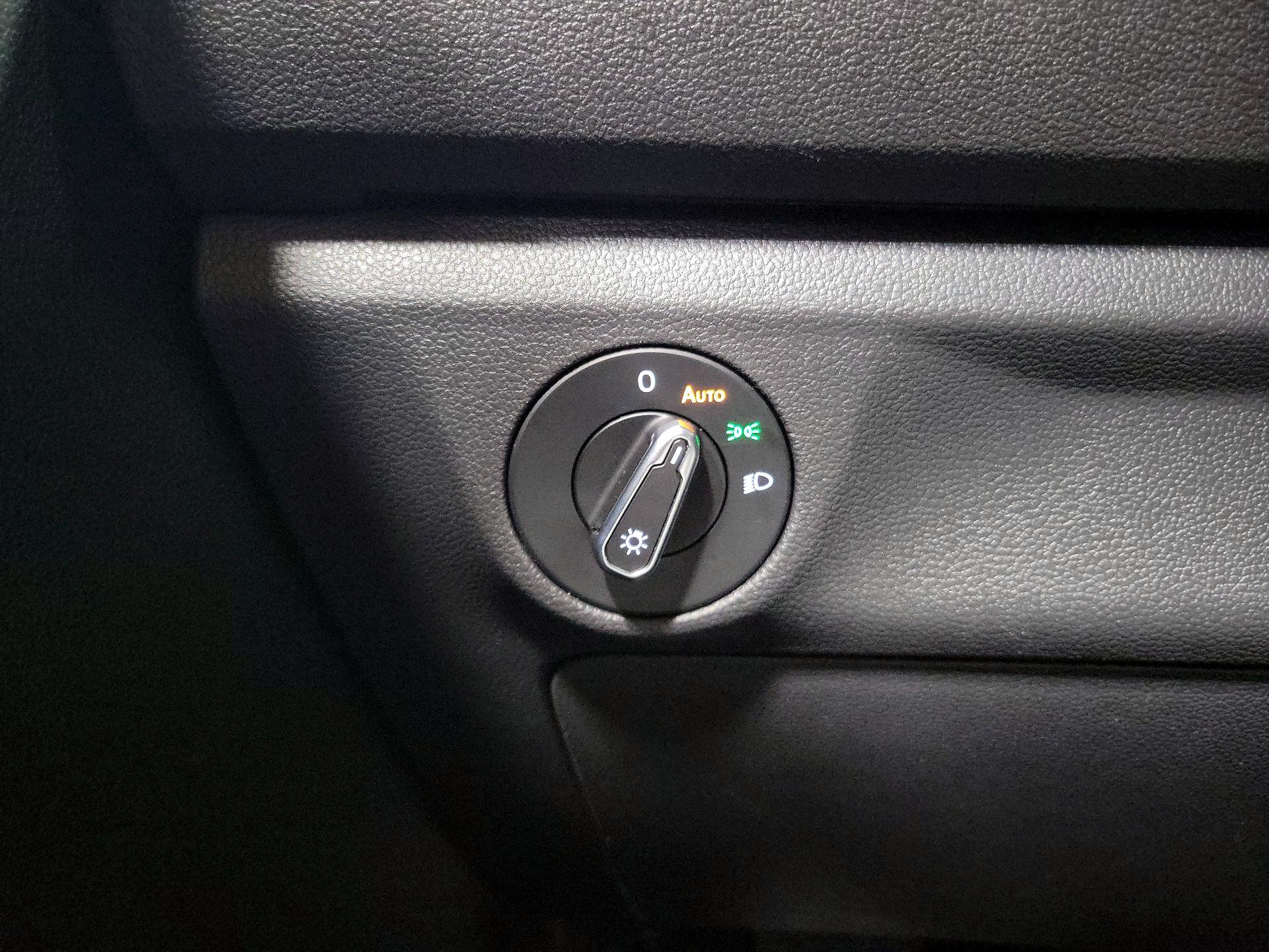 Thumbnail: 2023 Volkswagen Jetta - 13